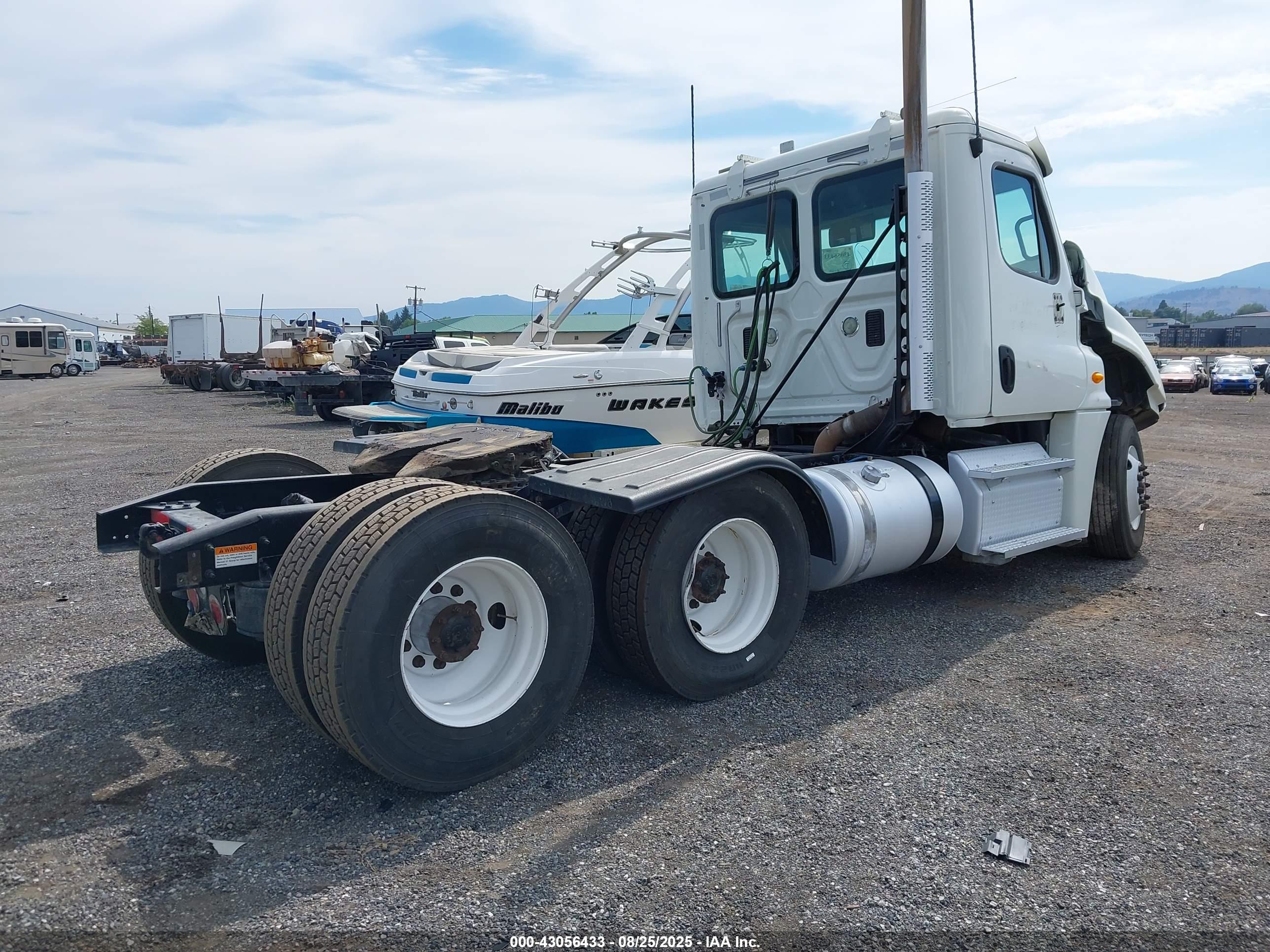 FREIGHTLINER CASCADIA image 4