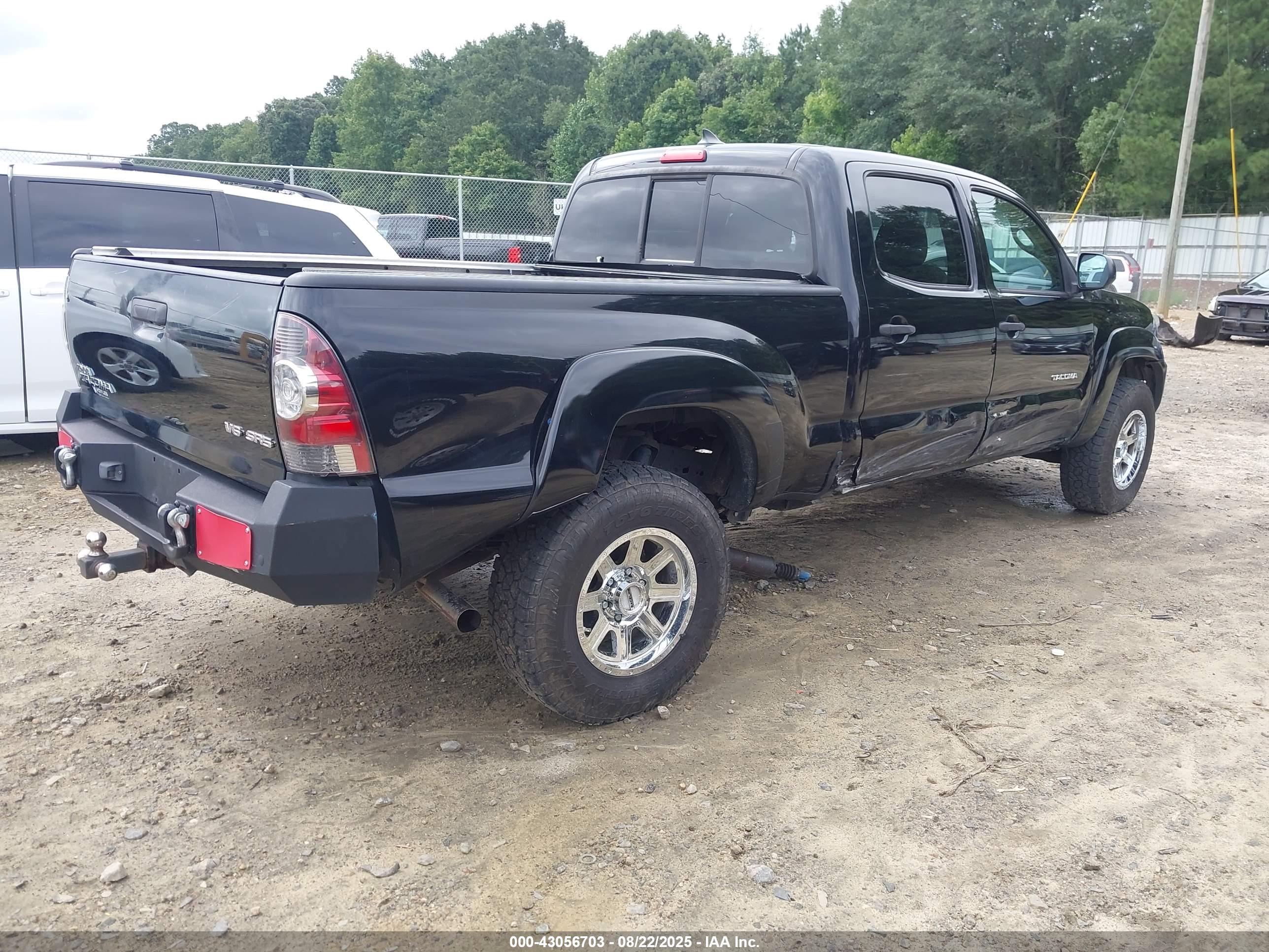TOYOTA TACOMA image 6