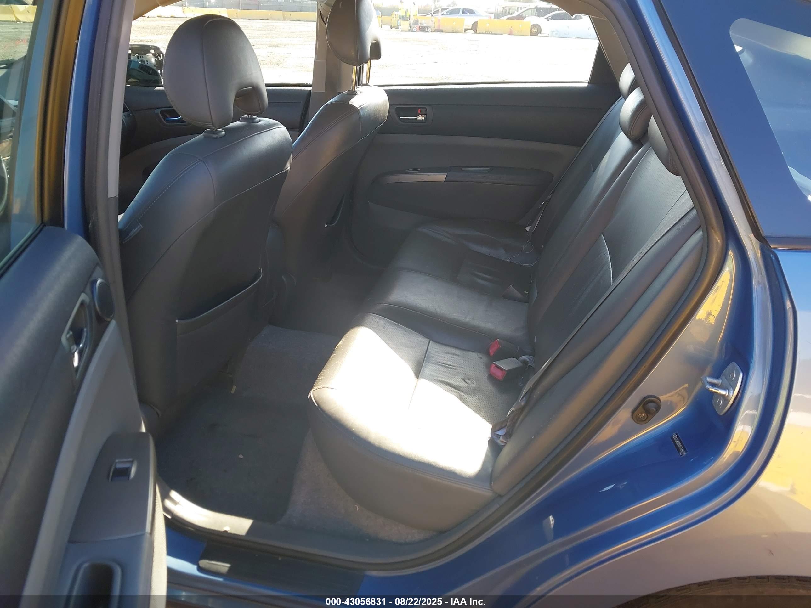 TOYOTA PRIUS image 8