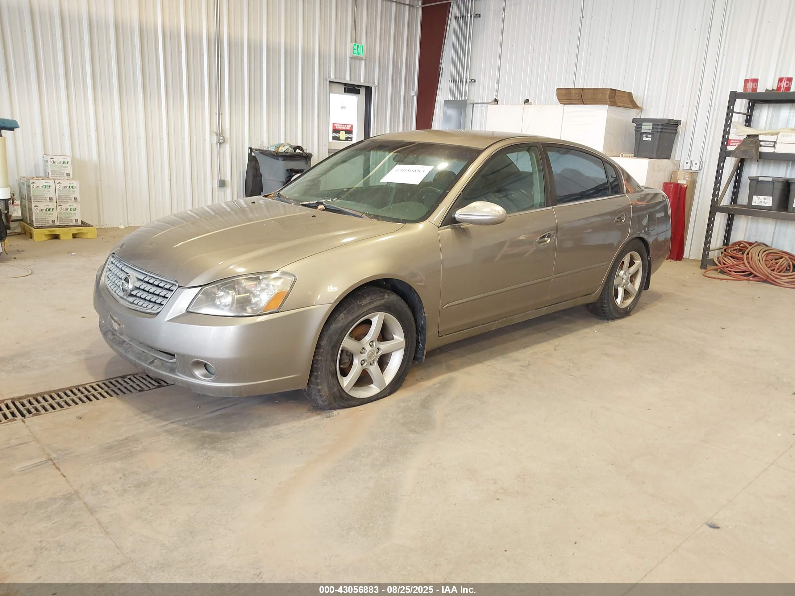 NISSAN ALTIMA image 2