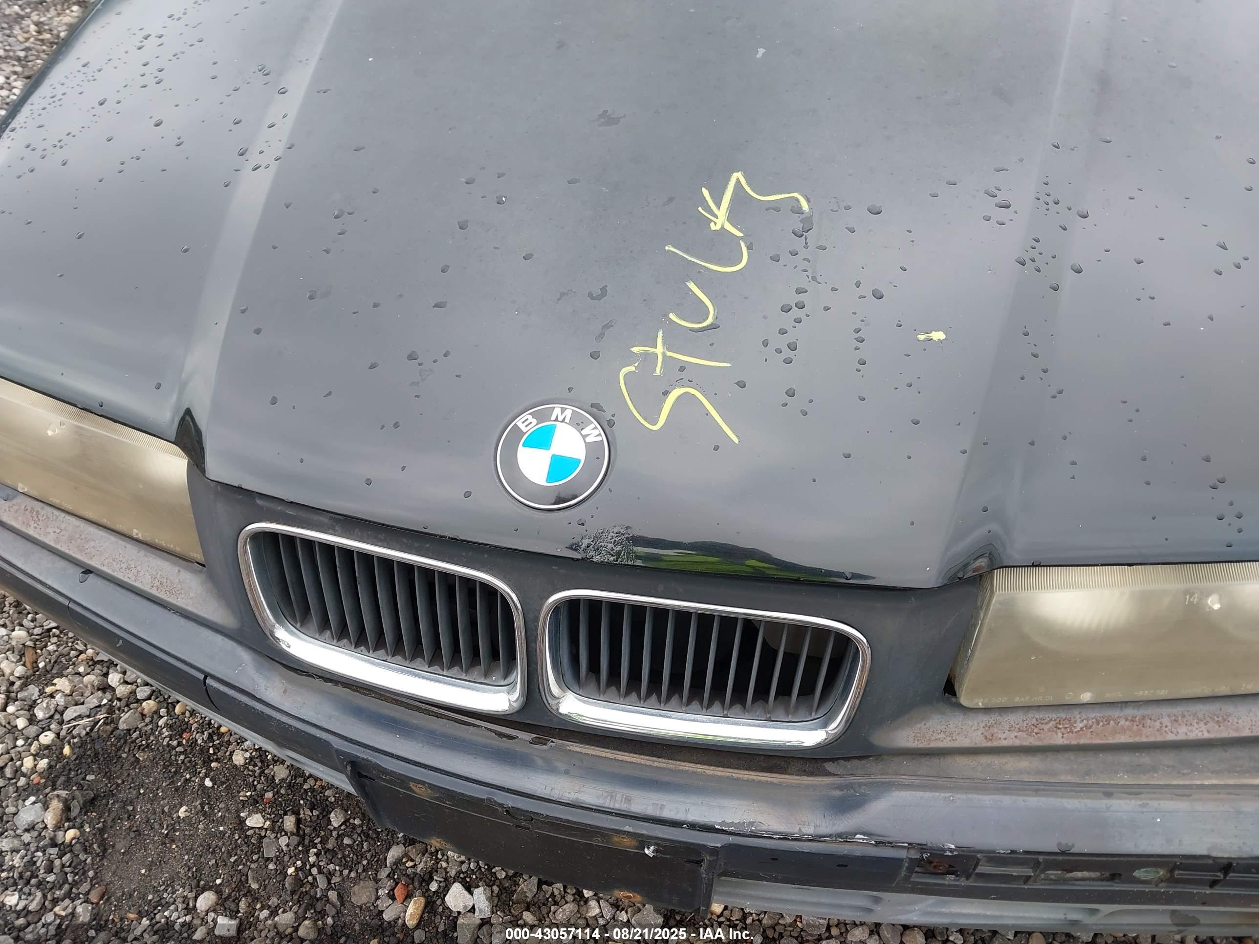 BMW 325 image 10