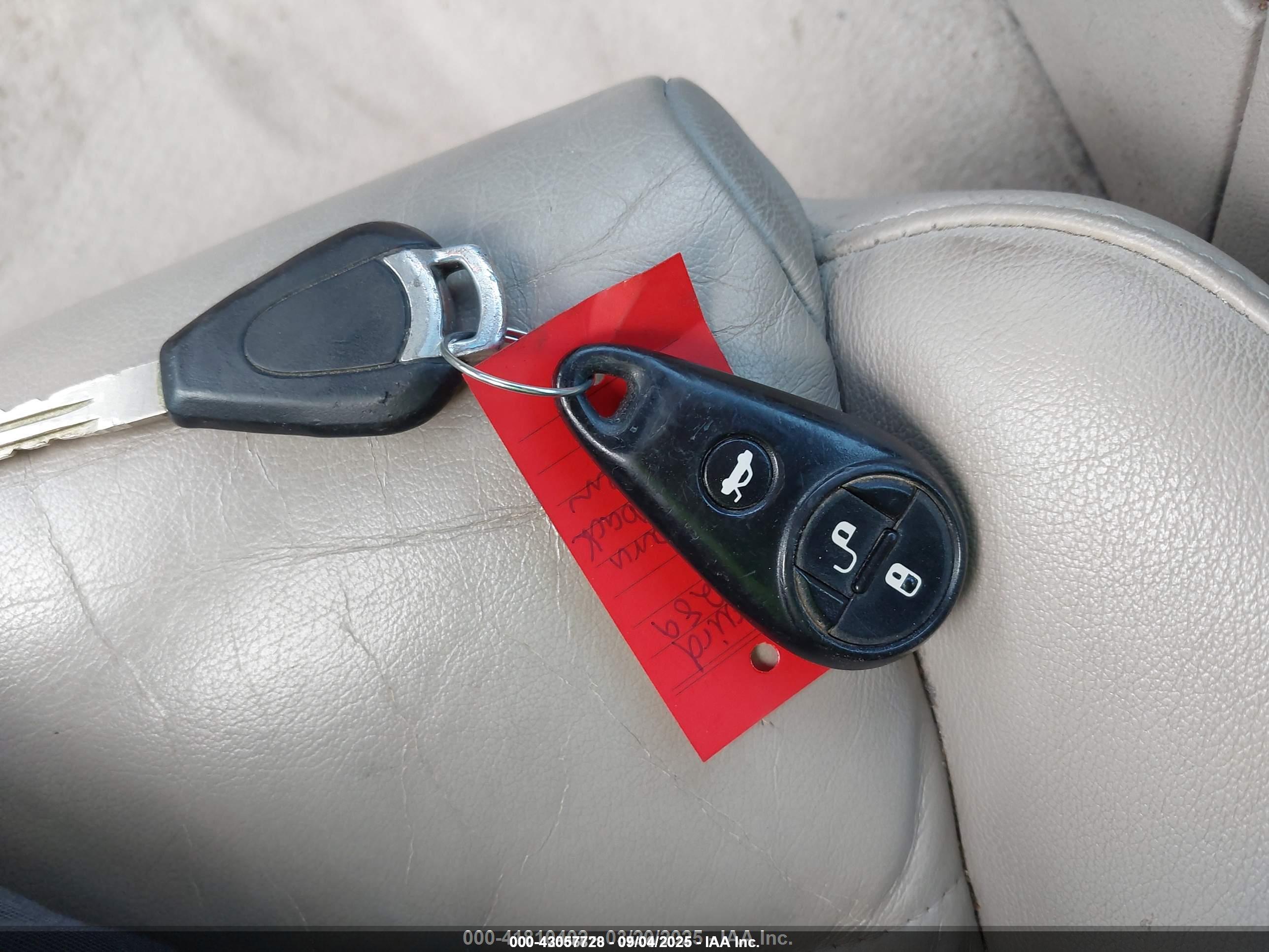 SUBARU OUTBACK image 11