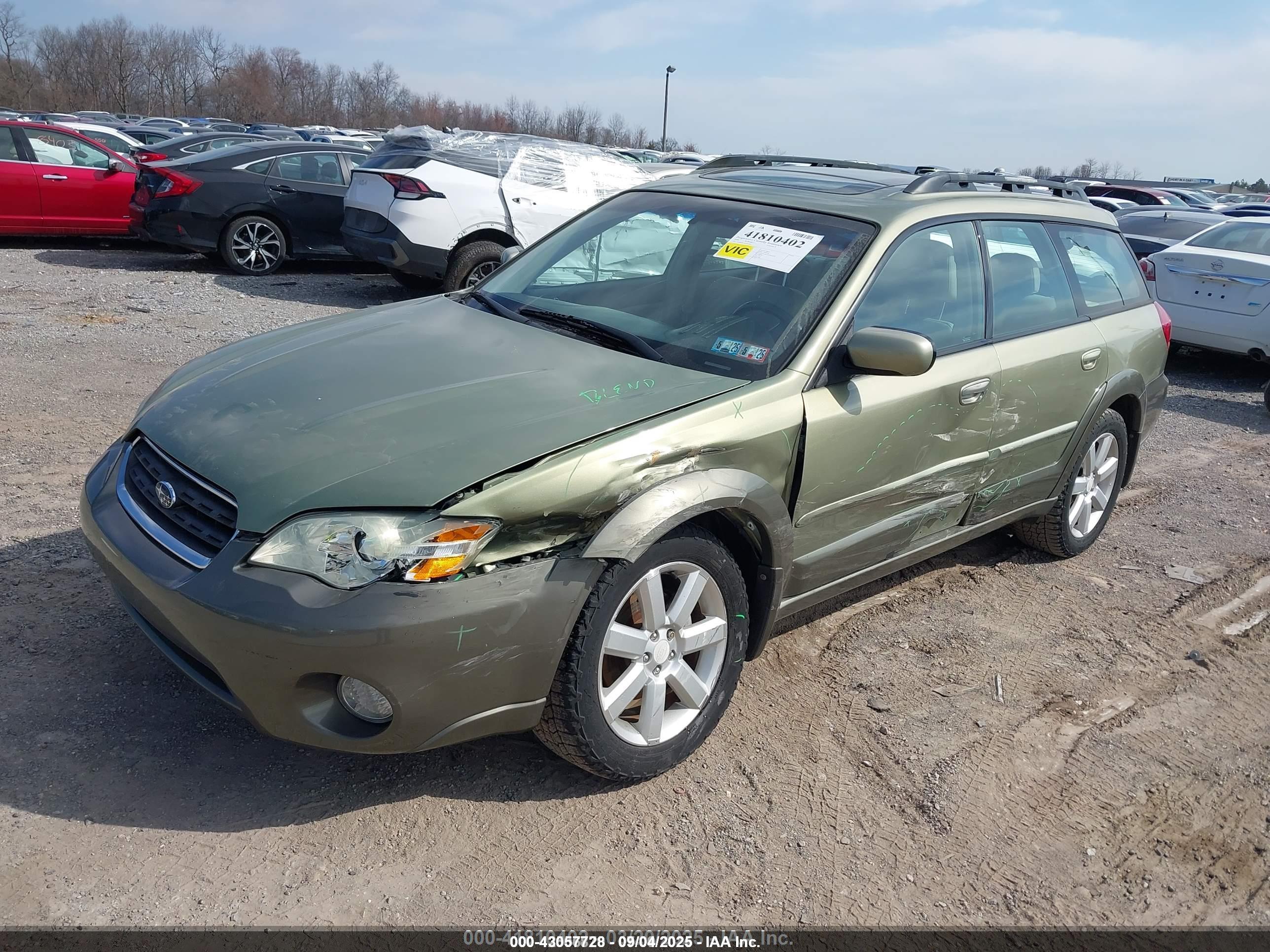SUBARU OUTBACK image 2