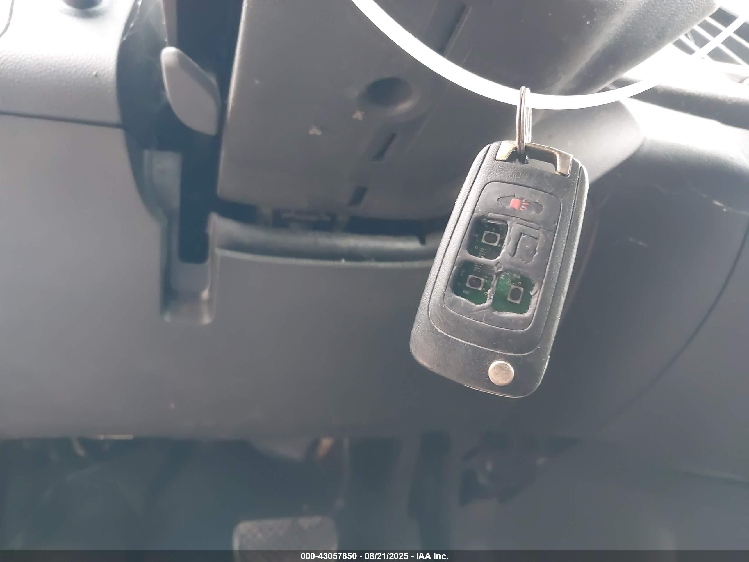 GMC TERRAIN image 11