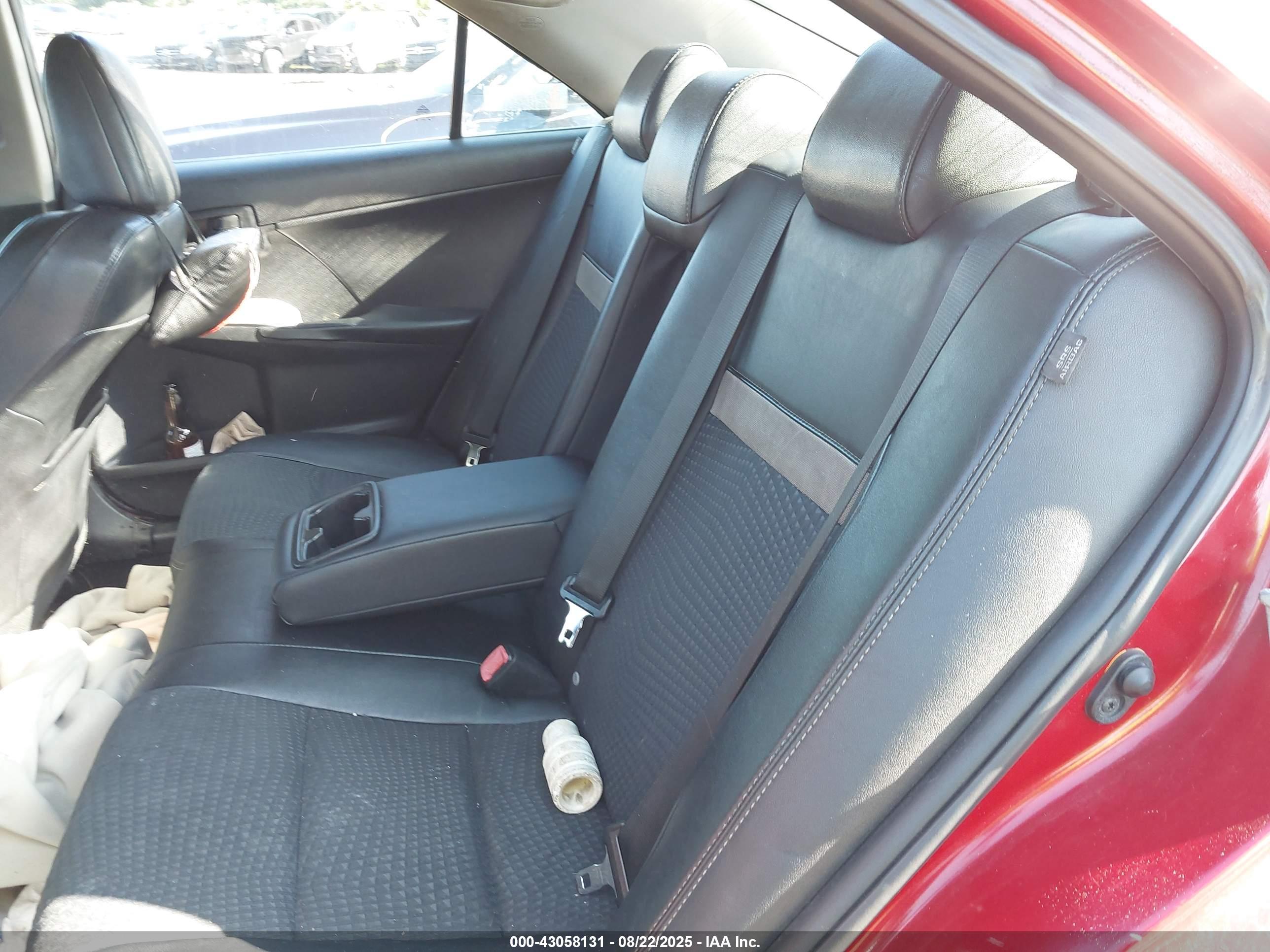 TOYOTA CAMRY image 8
