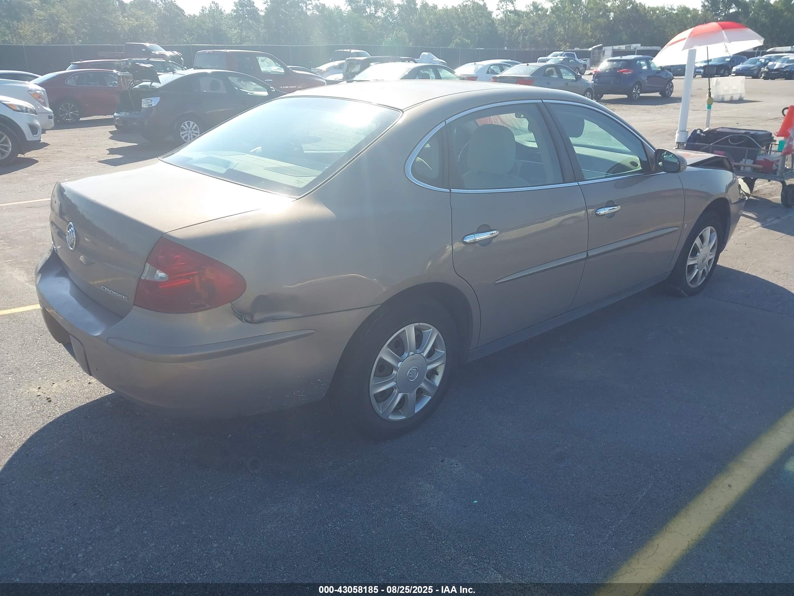 BUICK LACROSSE image 4