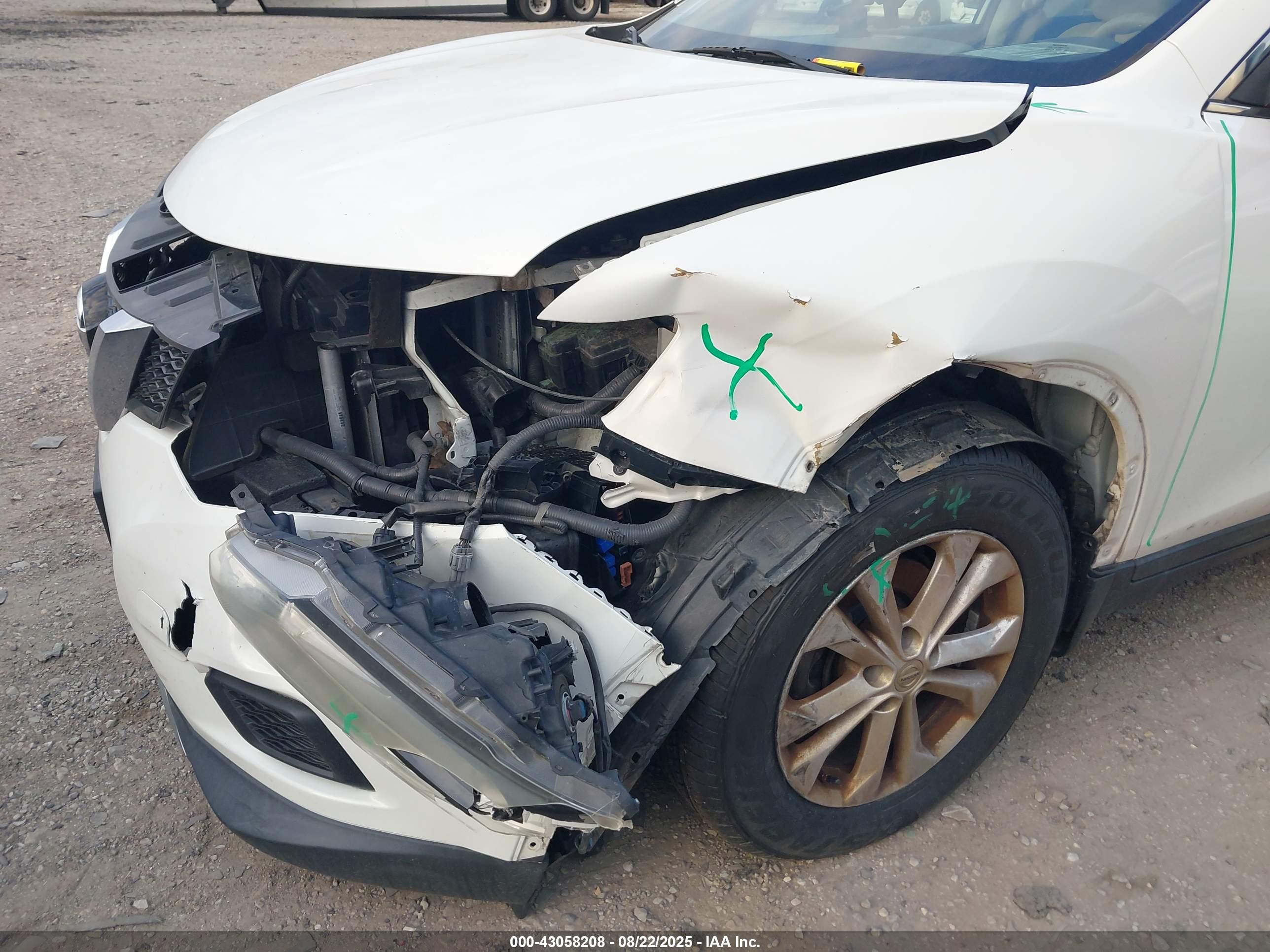 NISSAN ROGUE image 6