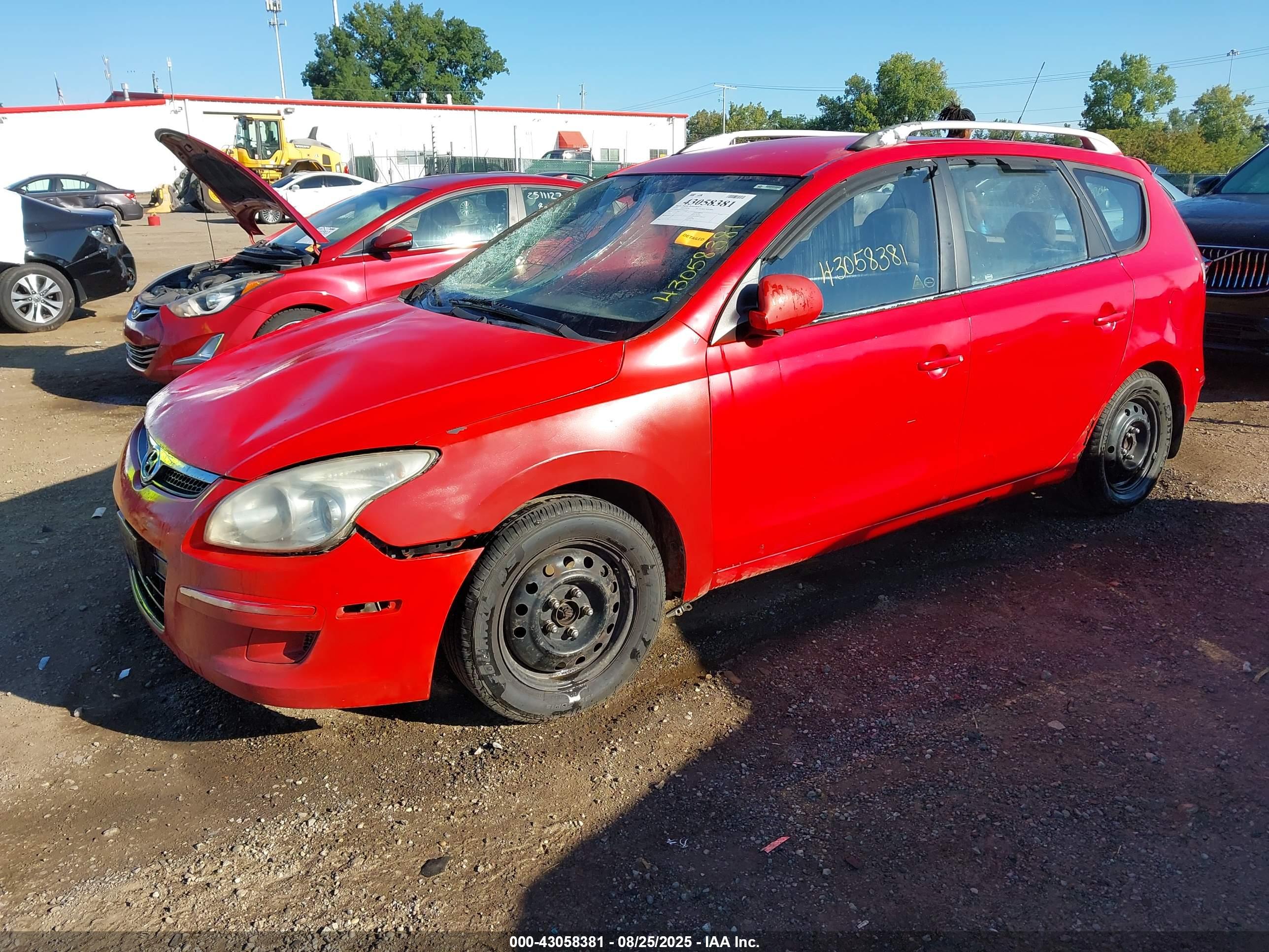 HYUNDAI ELANTRA image 2