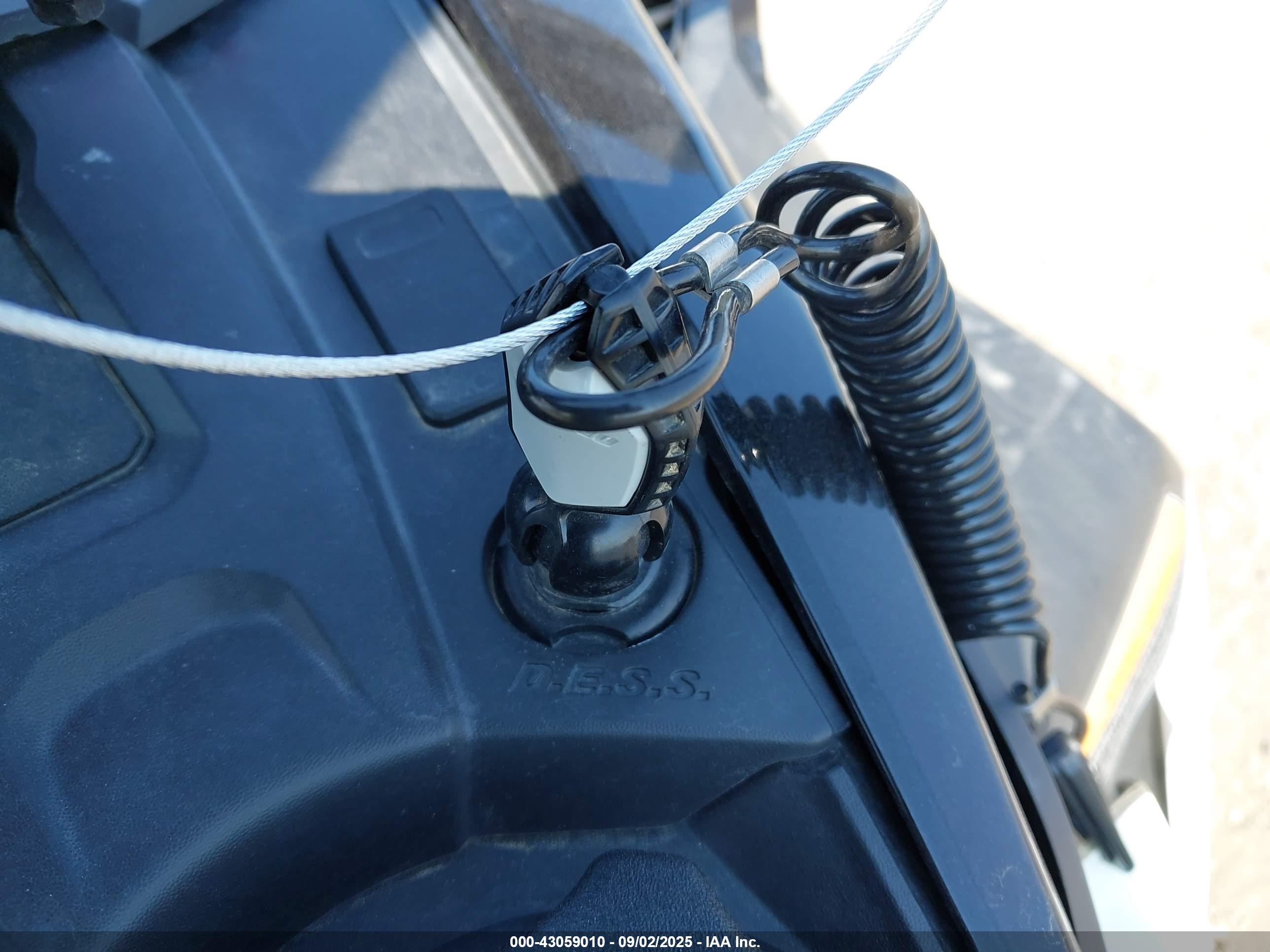 SKI-DOO SUMMIT image 11