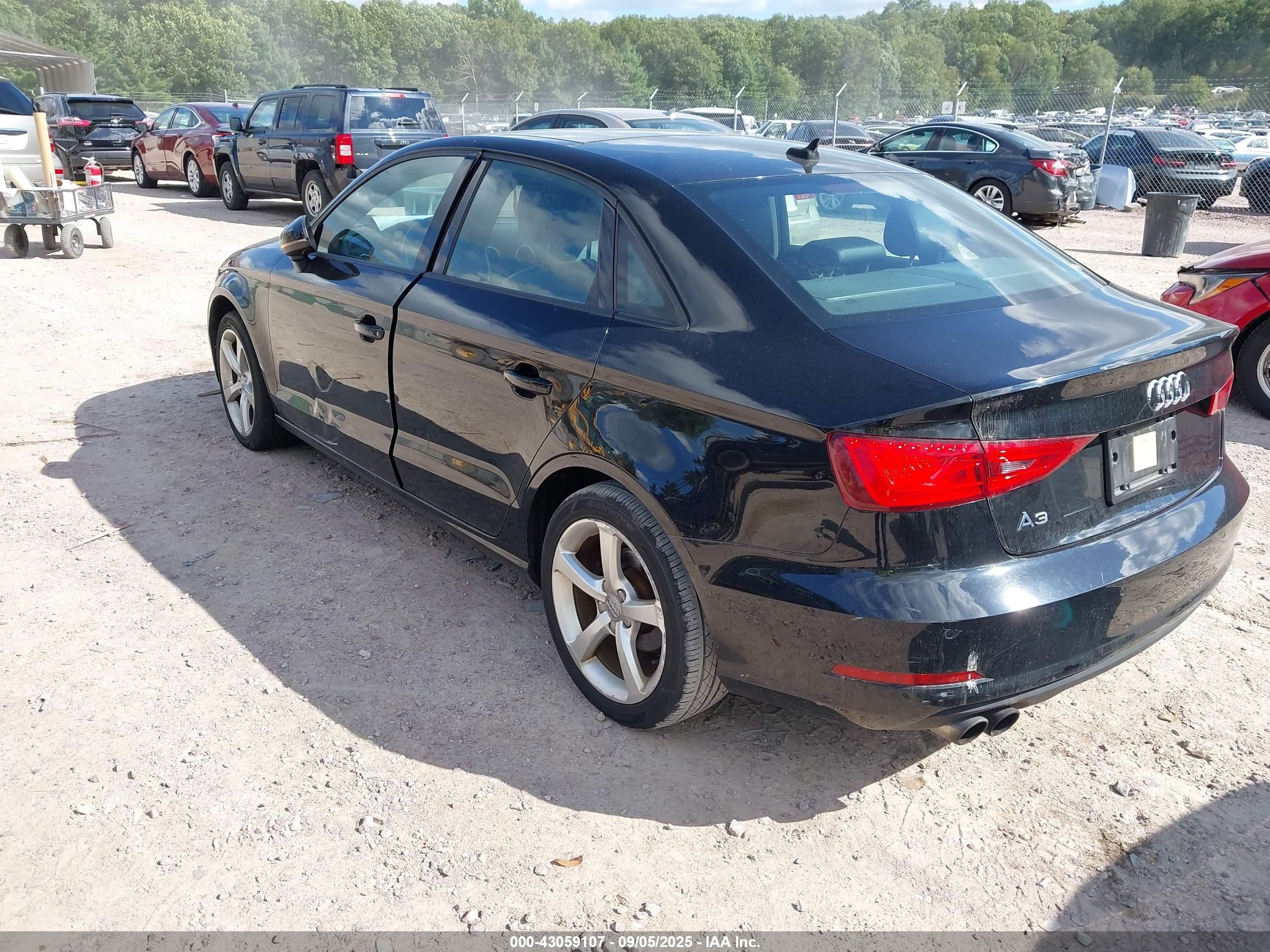 AUDI A3 image 3
