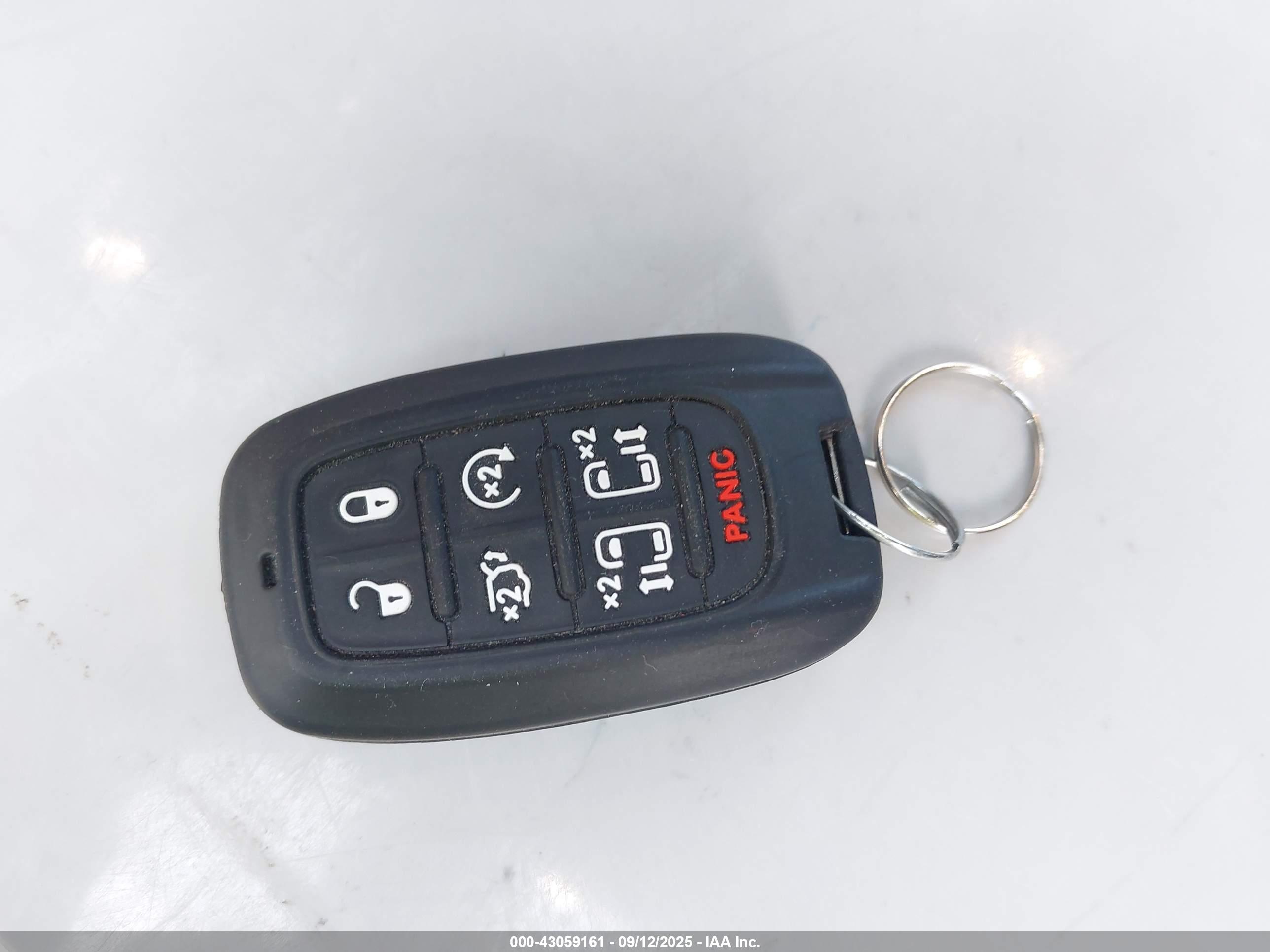 CHRYSLER VOYAGER image 11