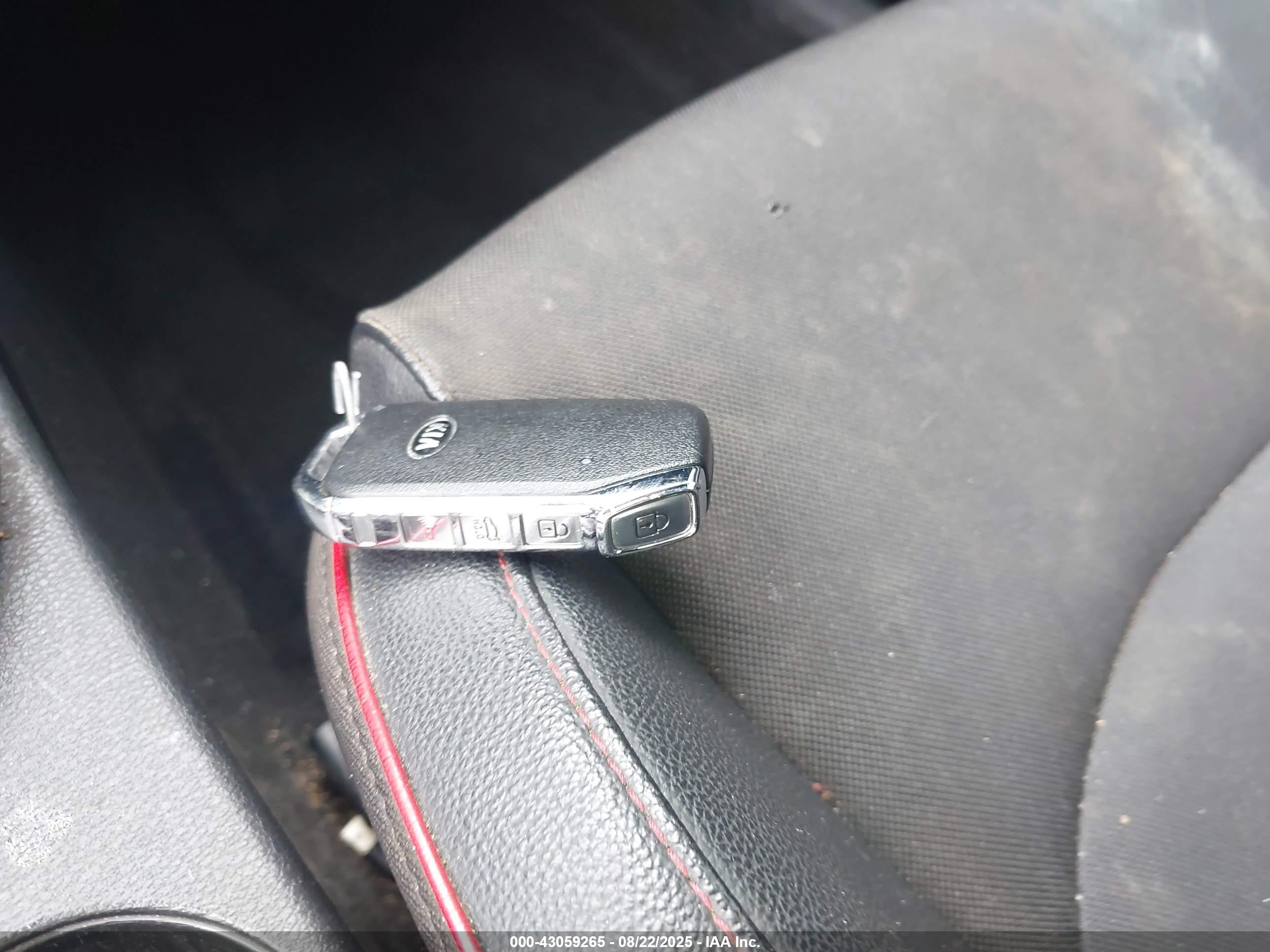 KIA FORTE image 11
