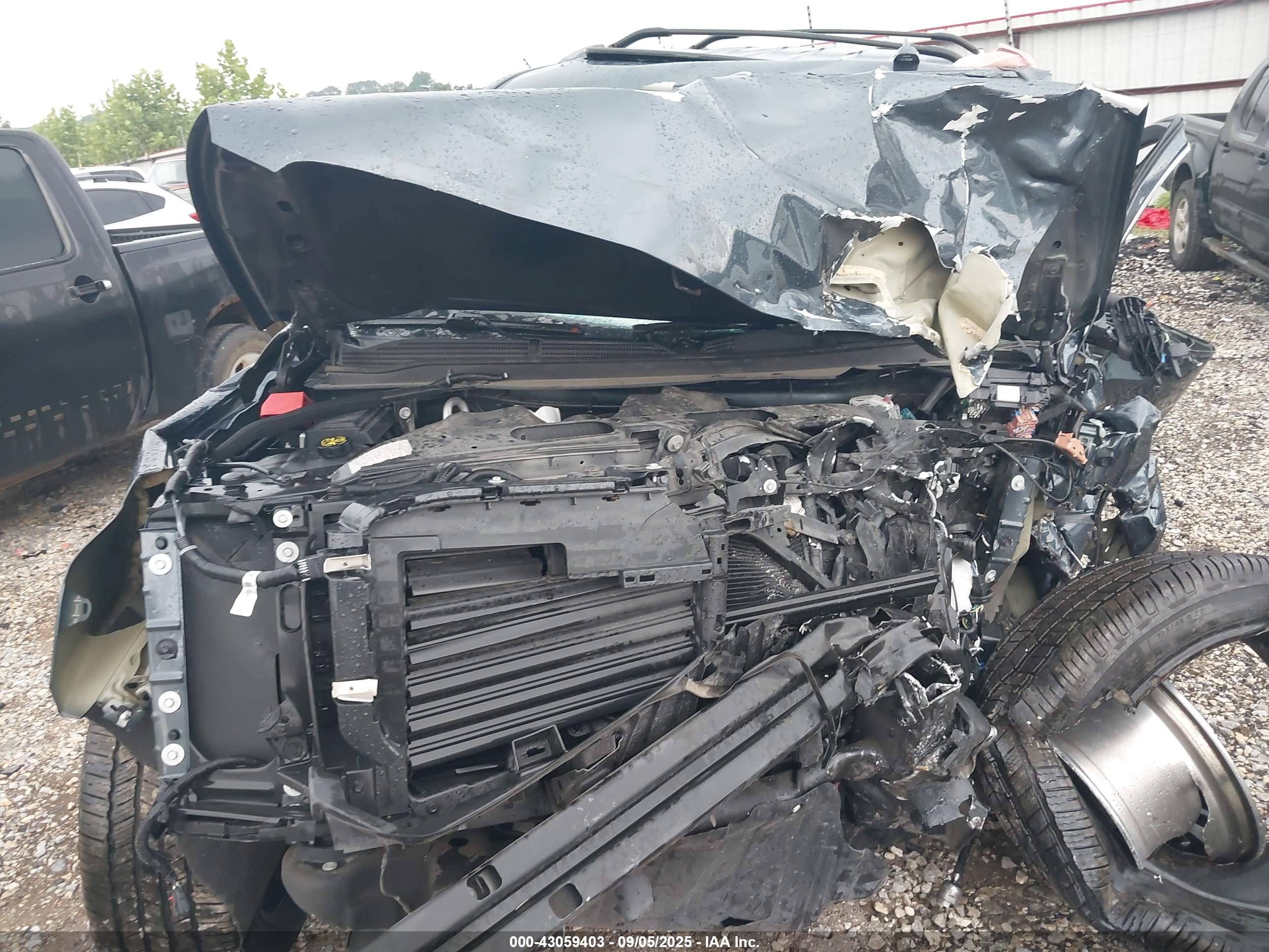 GMC YUKON image 10