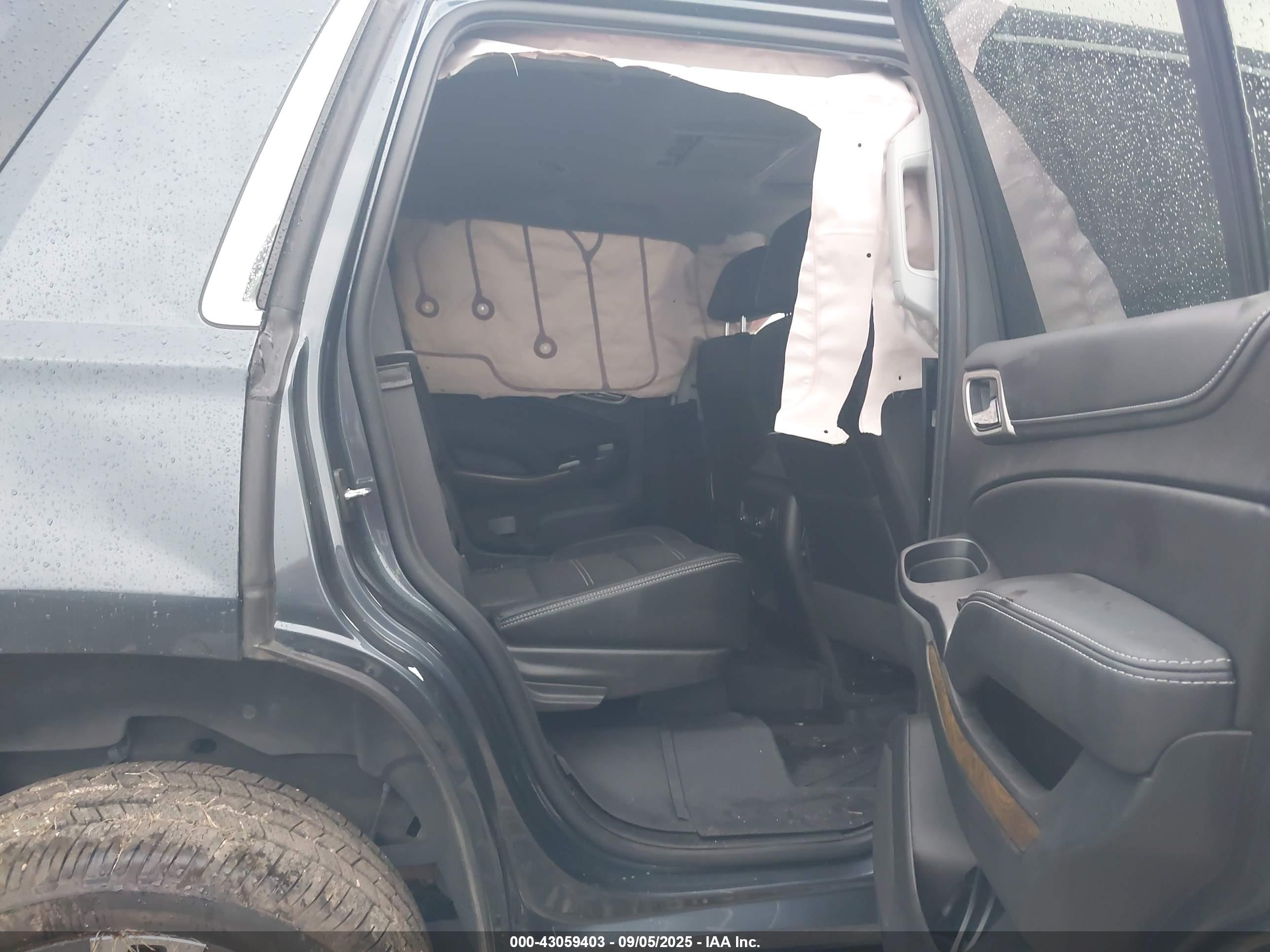 GMC YUKON image 8