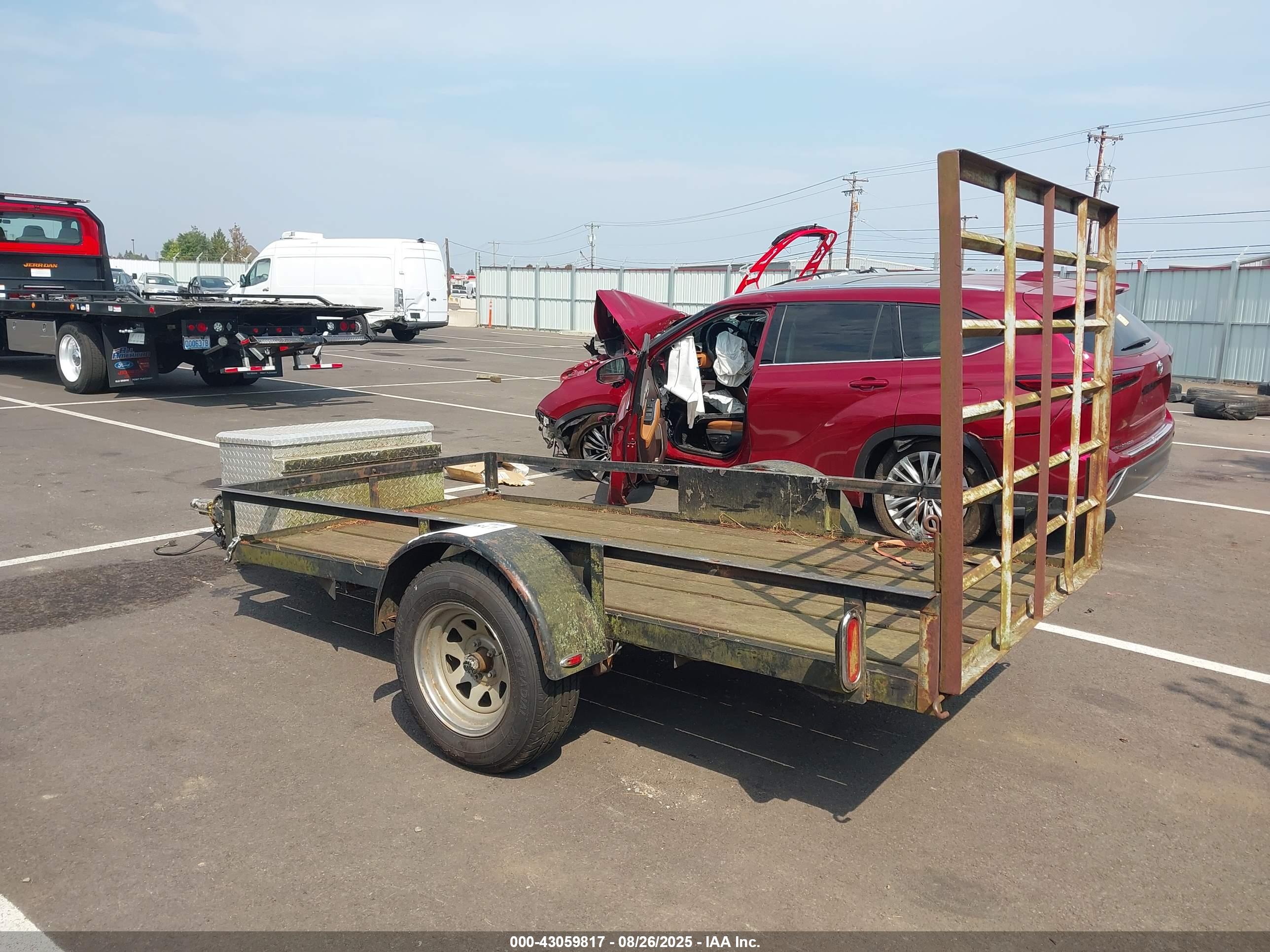 UTILITY TRAILER image 3