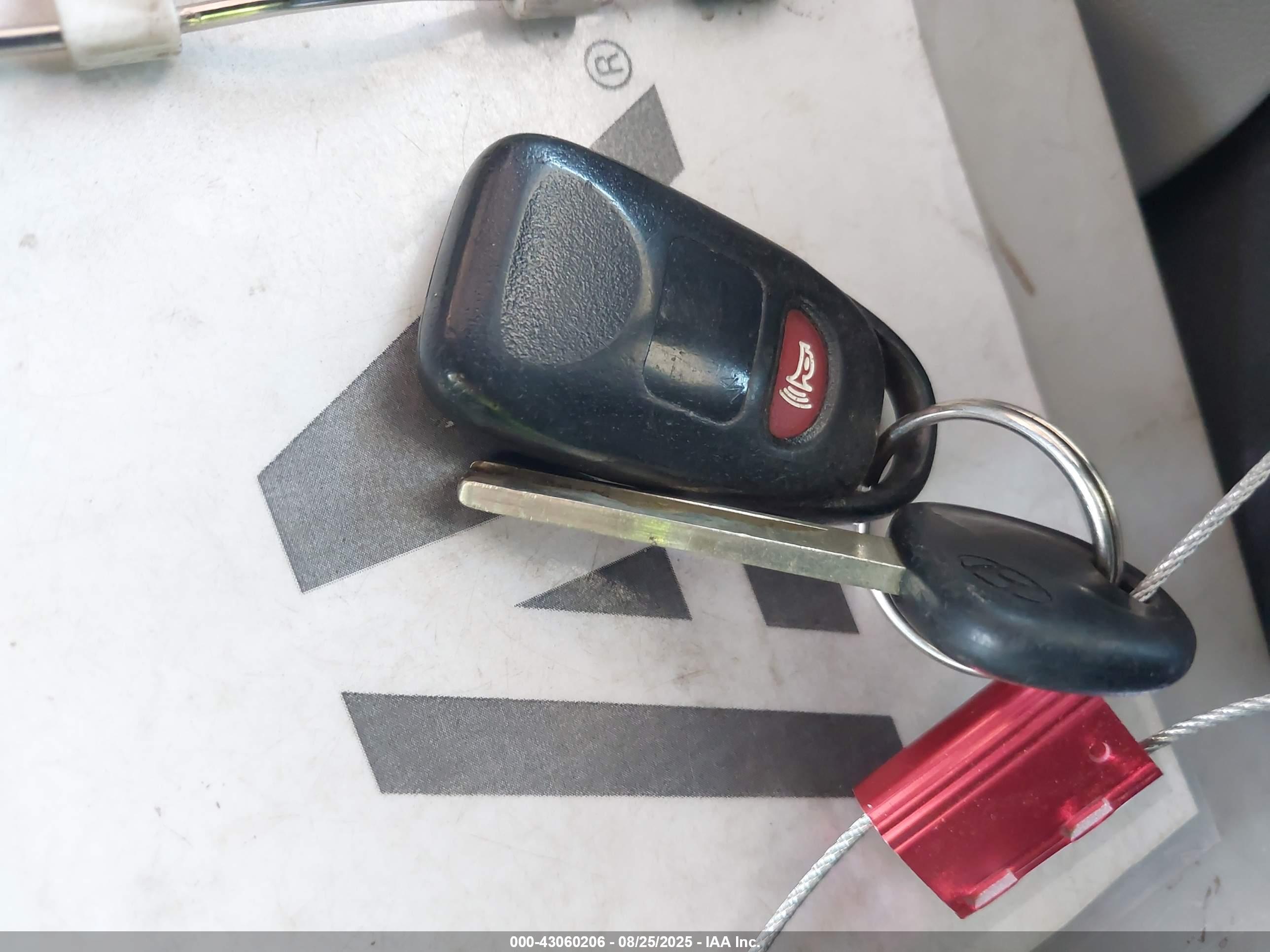 HYUNDAI ACCENT image 11