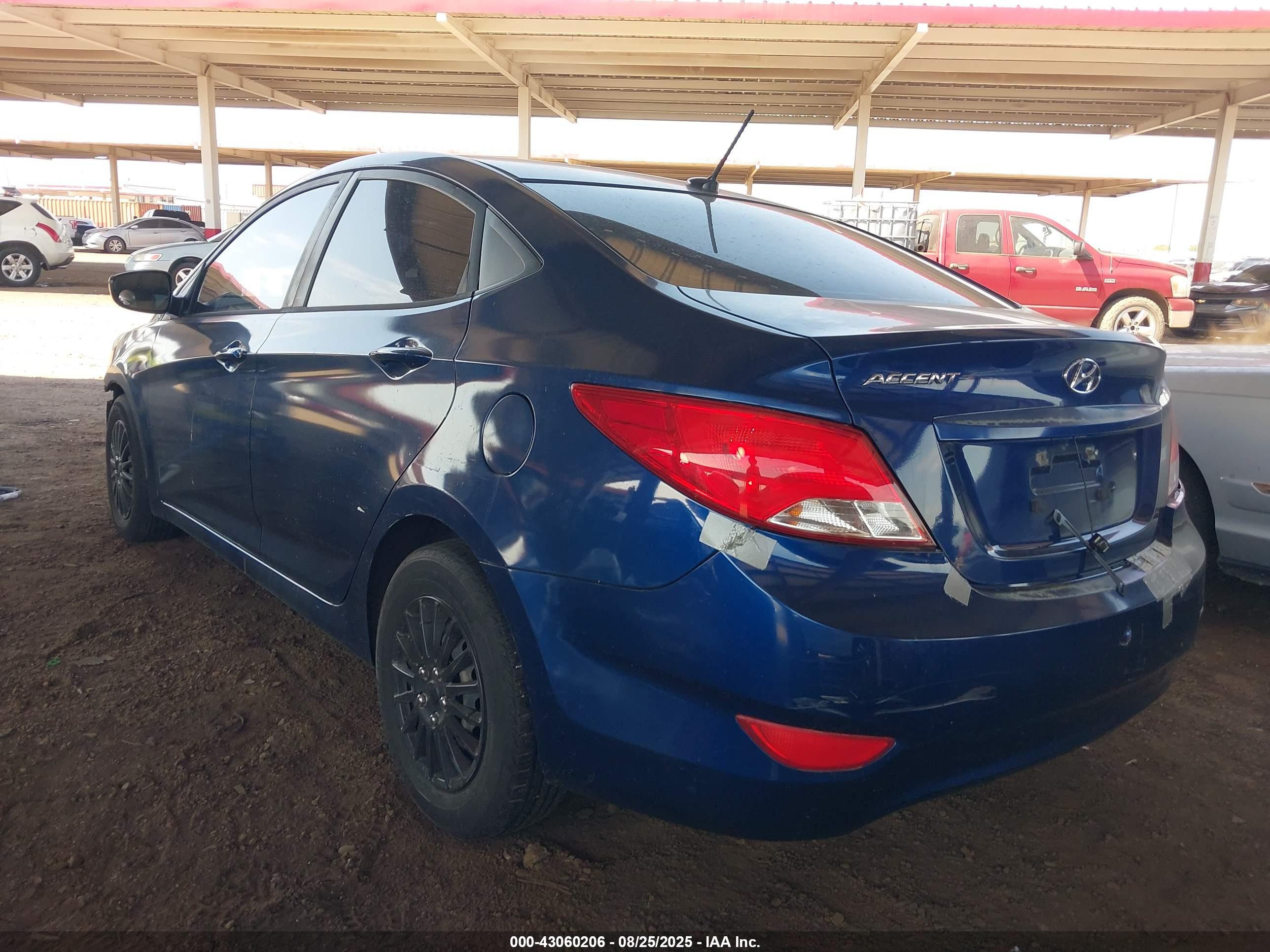HYUNDAI ACCENT image 3