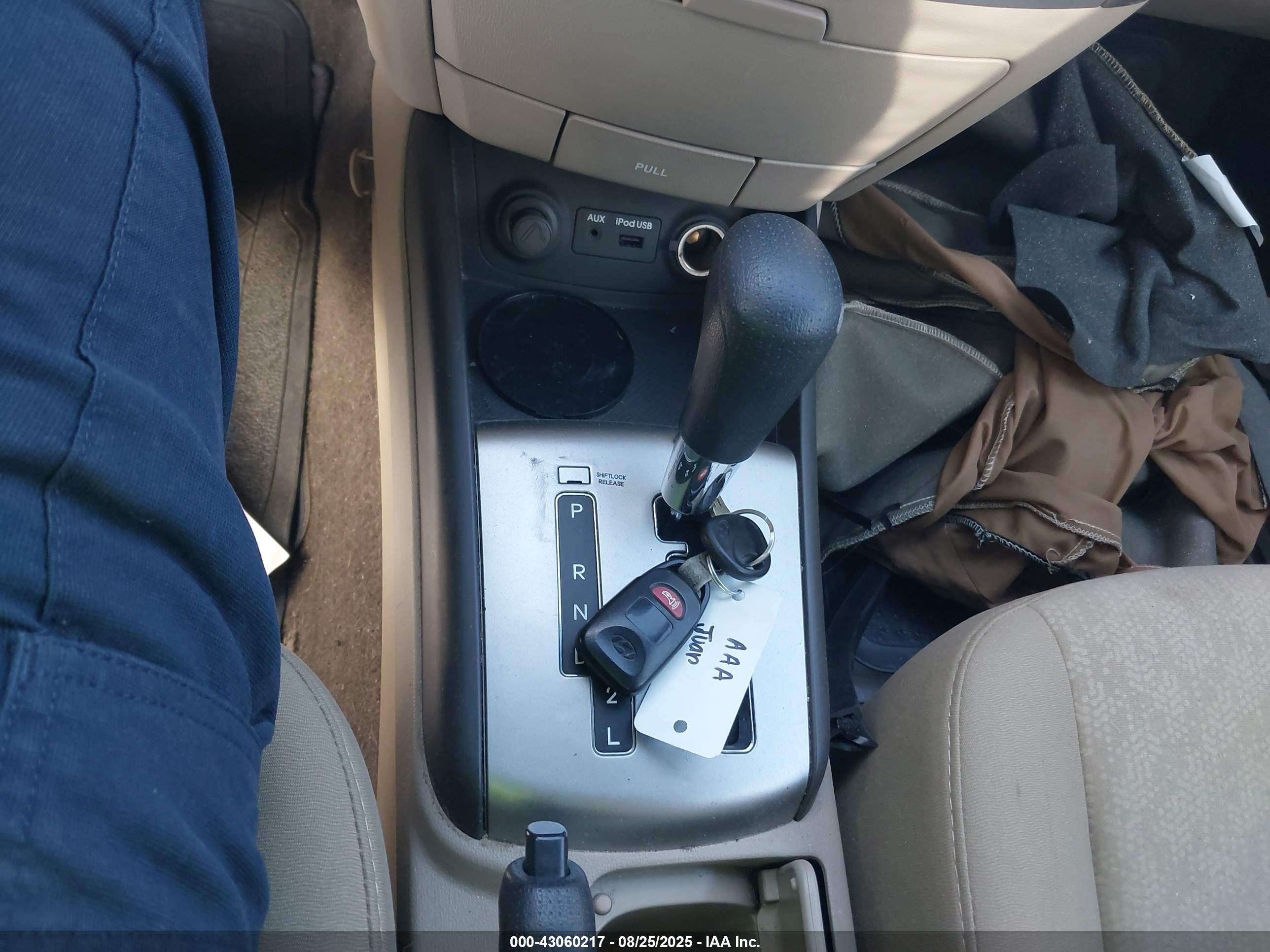 HYUNDAI ELANTRA image 11