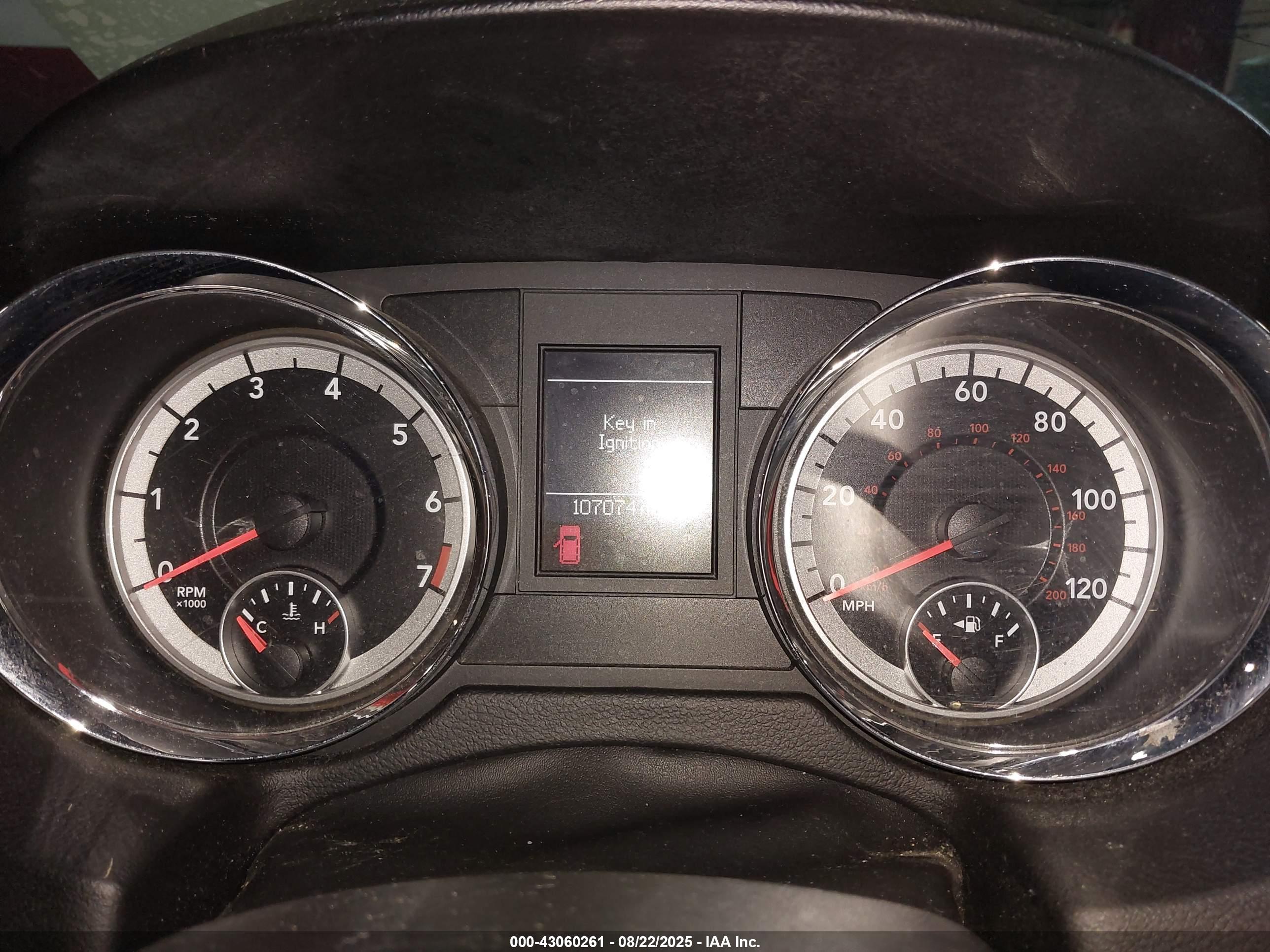 DODGE GRAND image 7