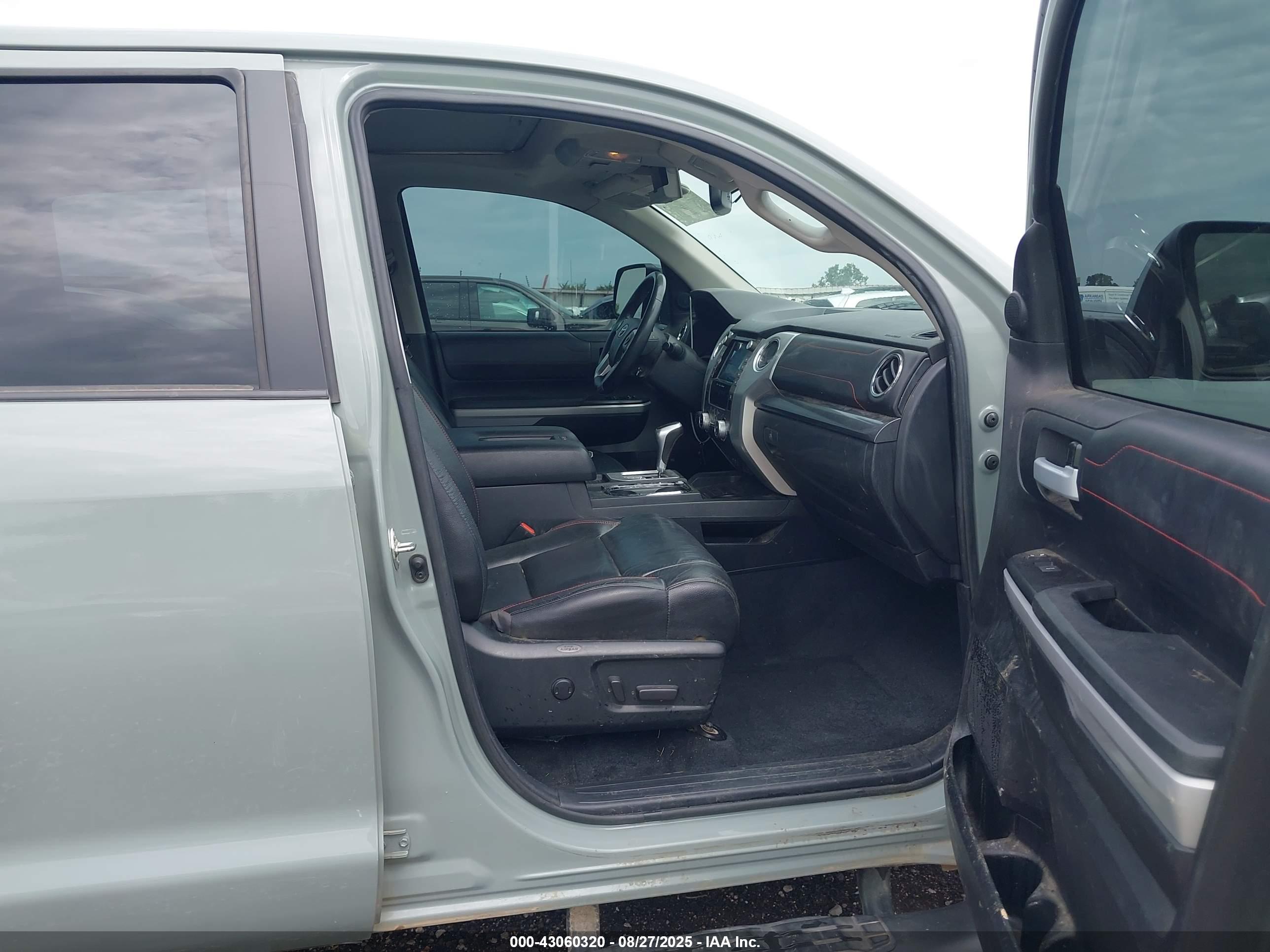 TOYOTA TUNDRA image 5