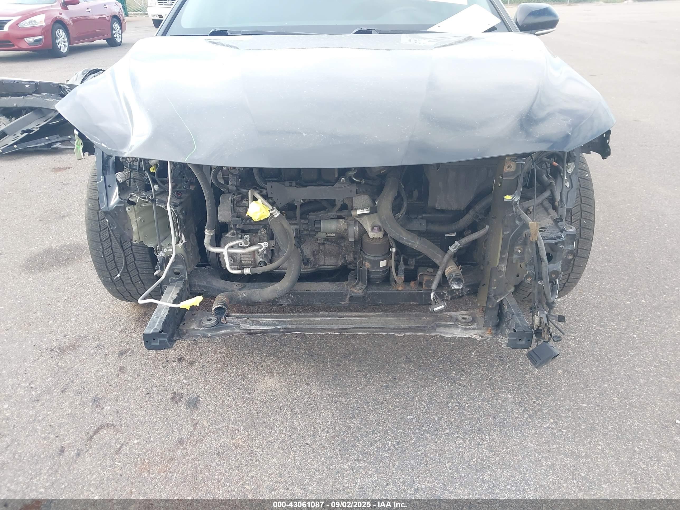 TOYOTA CAMRY image 6