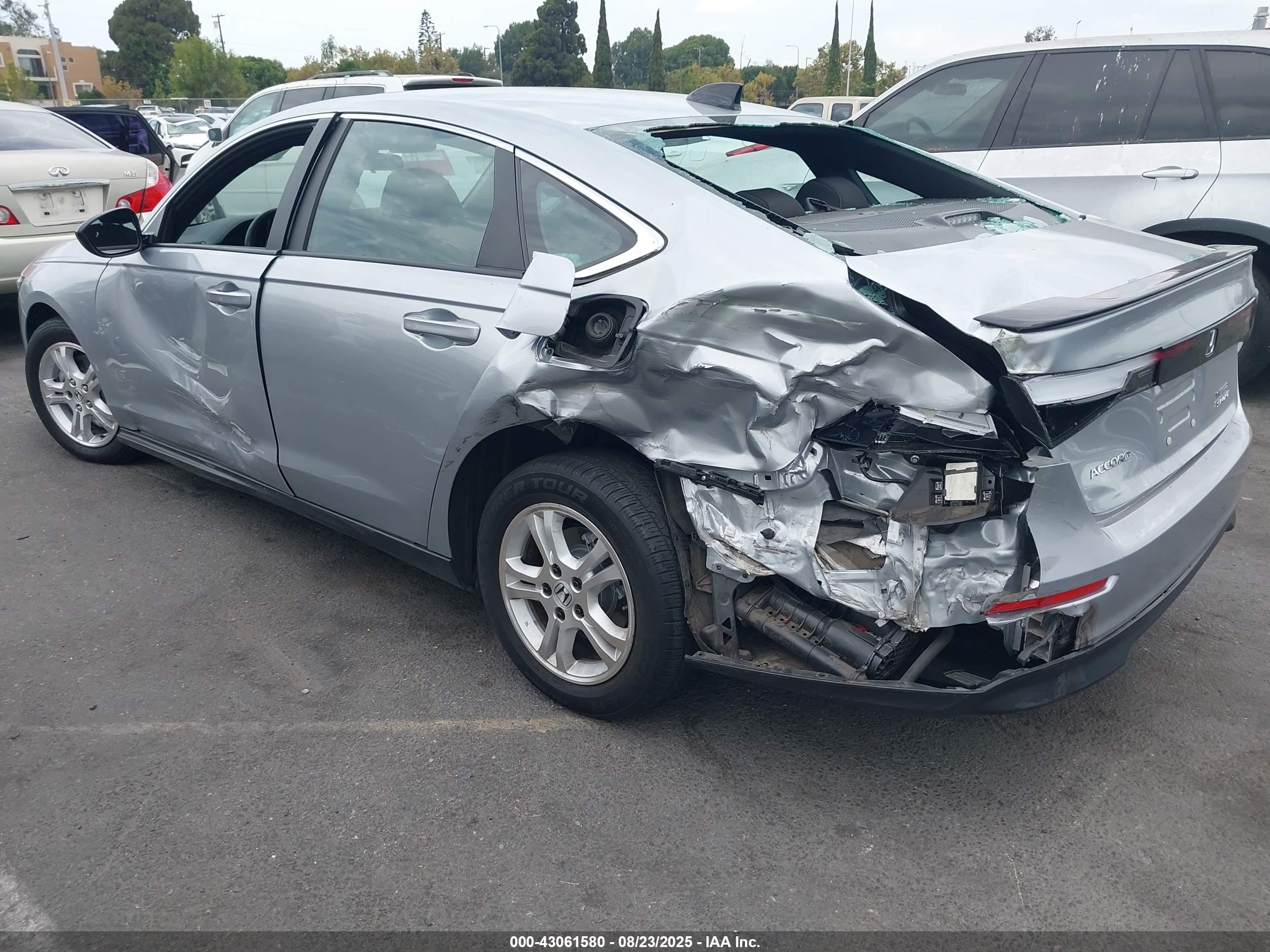 HONDA ACCORD image 3