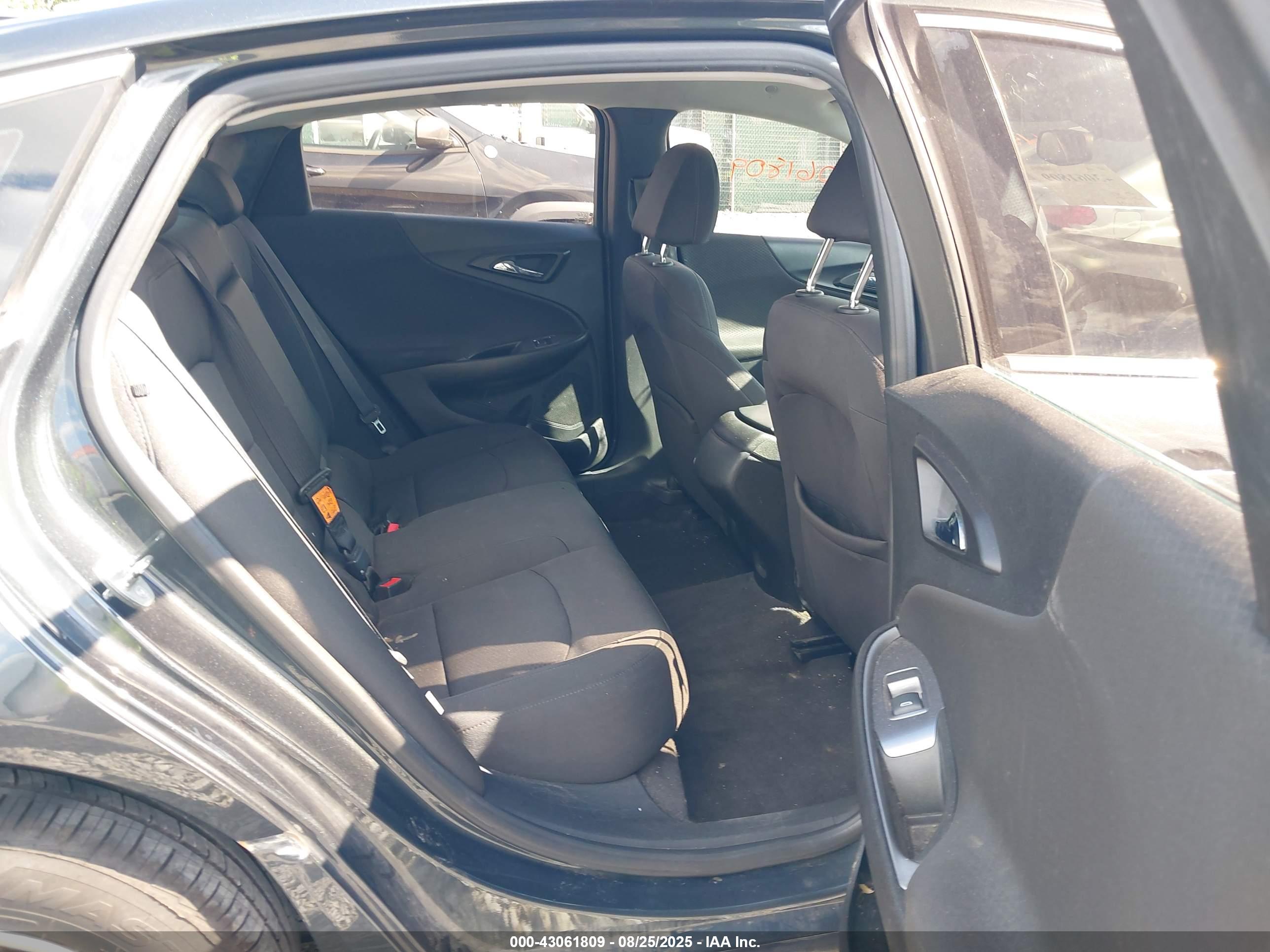 CHEVROLET MALIBU image 8
