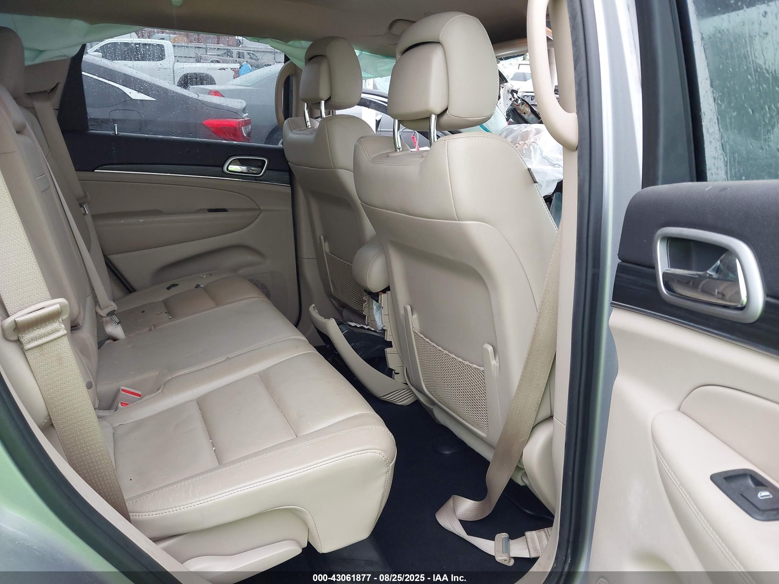 JEEP GRAND image 8