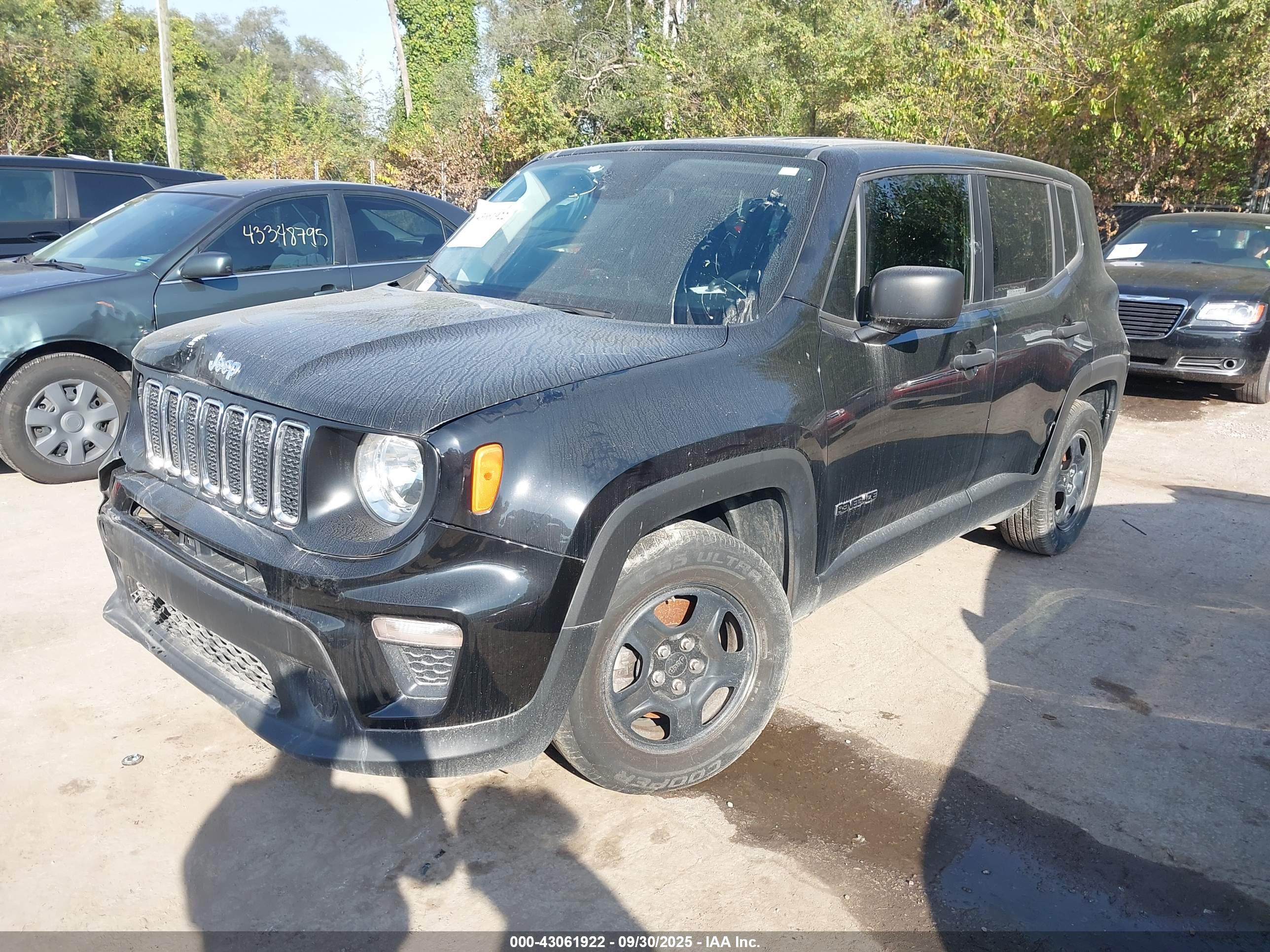 JEEP RENEGADE image 2