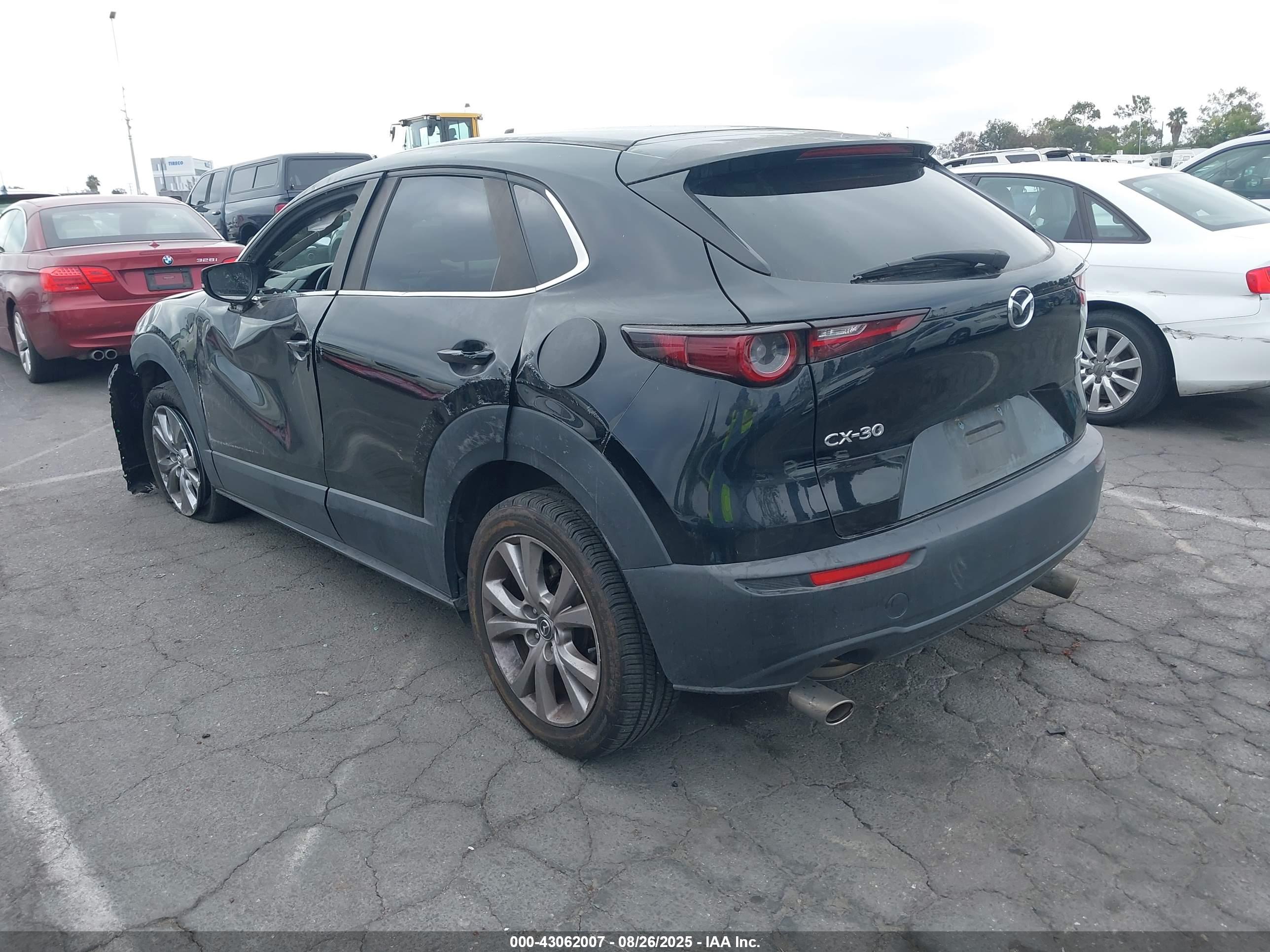 MAZDA CX-30 image 3