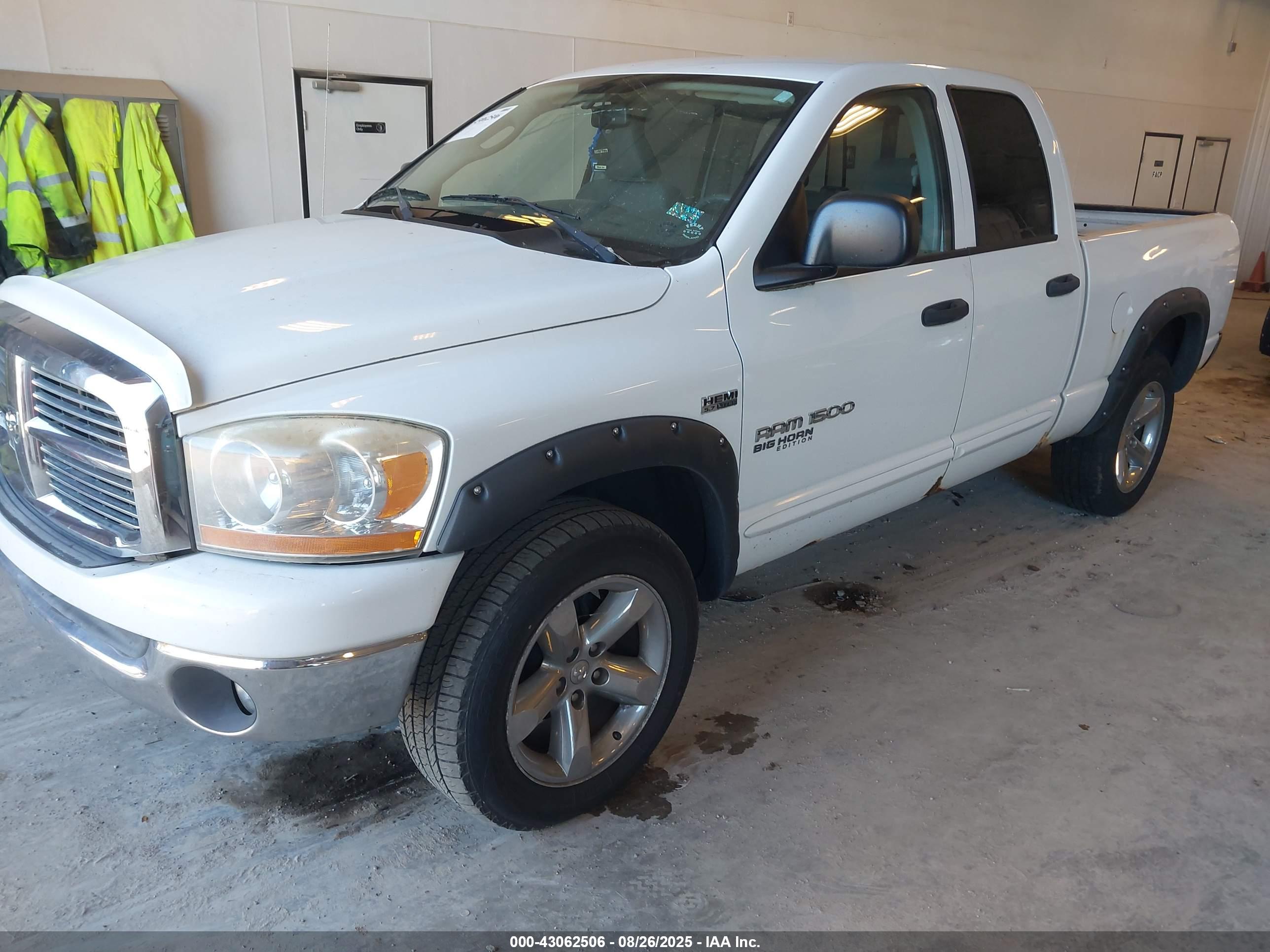 DODGE RAM image 2