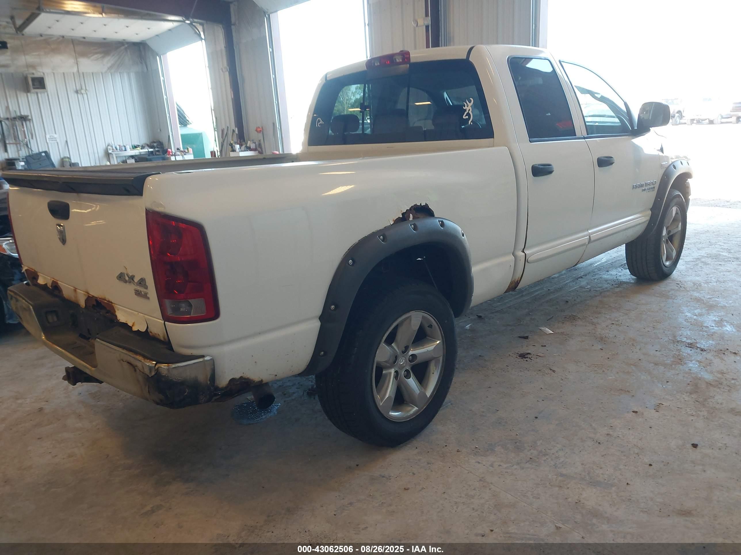 DODGE RAM image 4