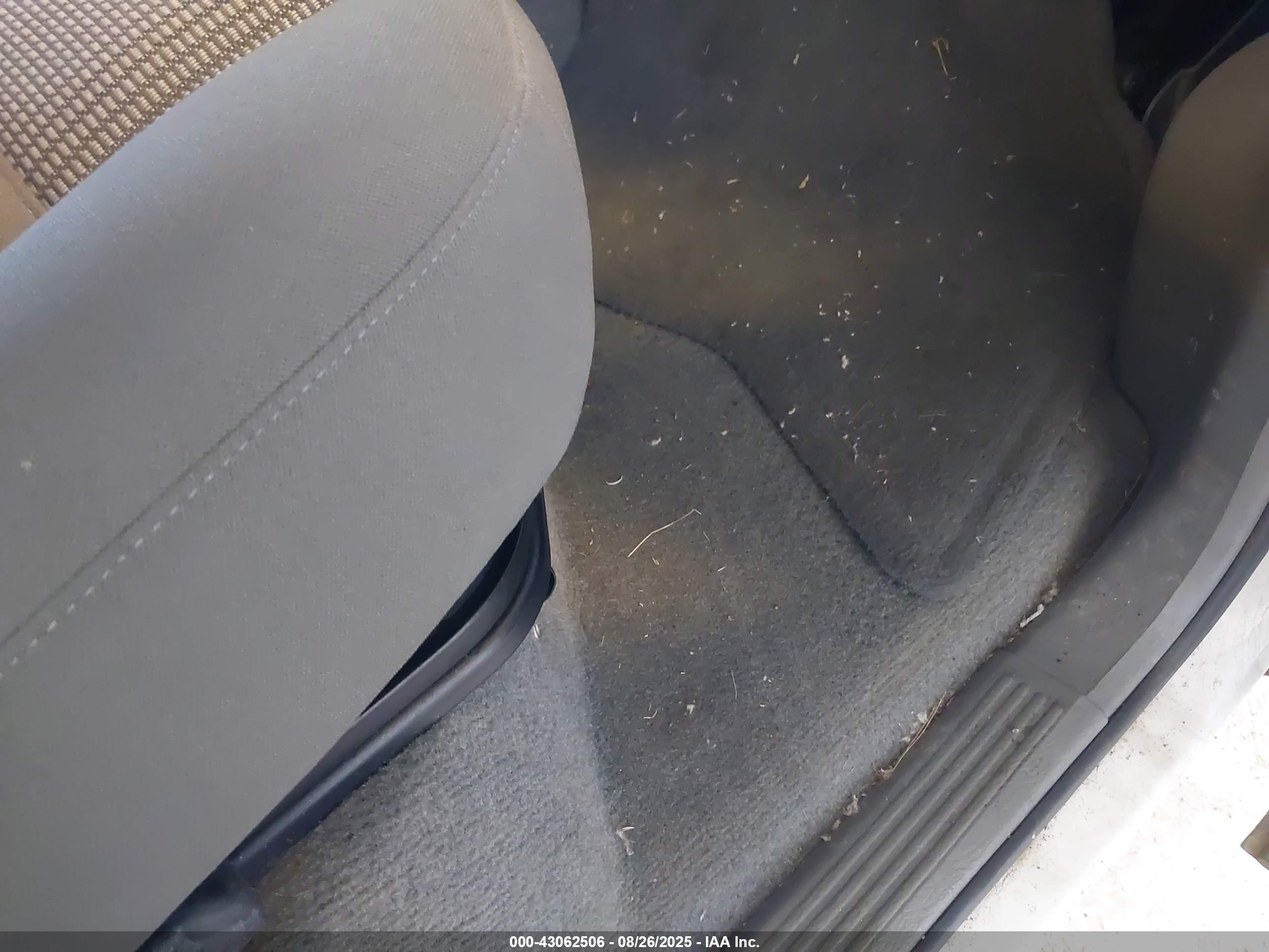 DODGE RAM image 8