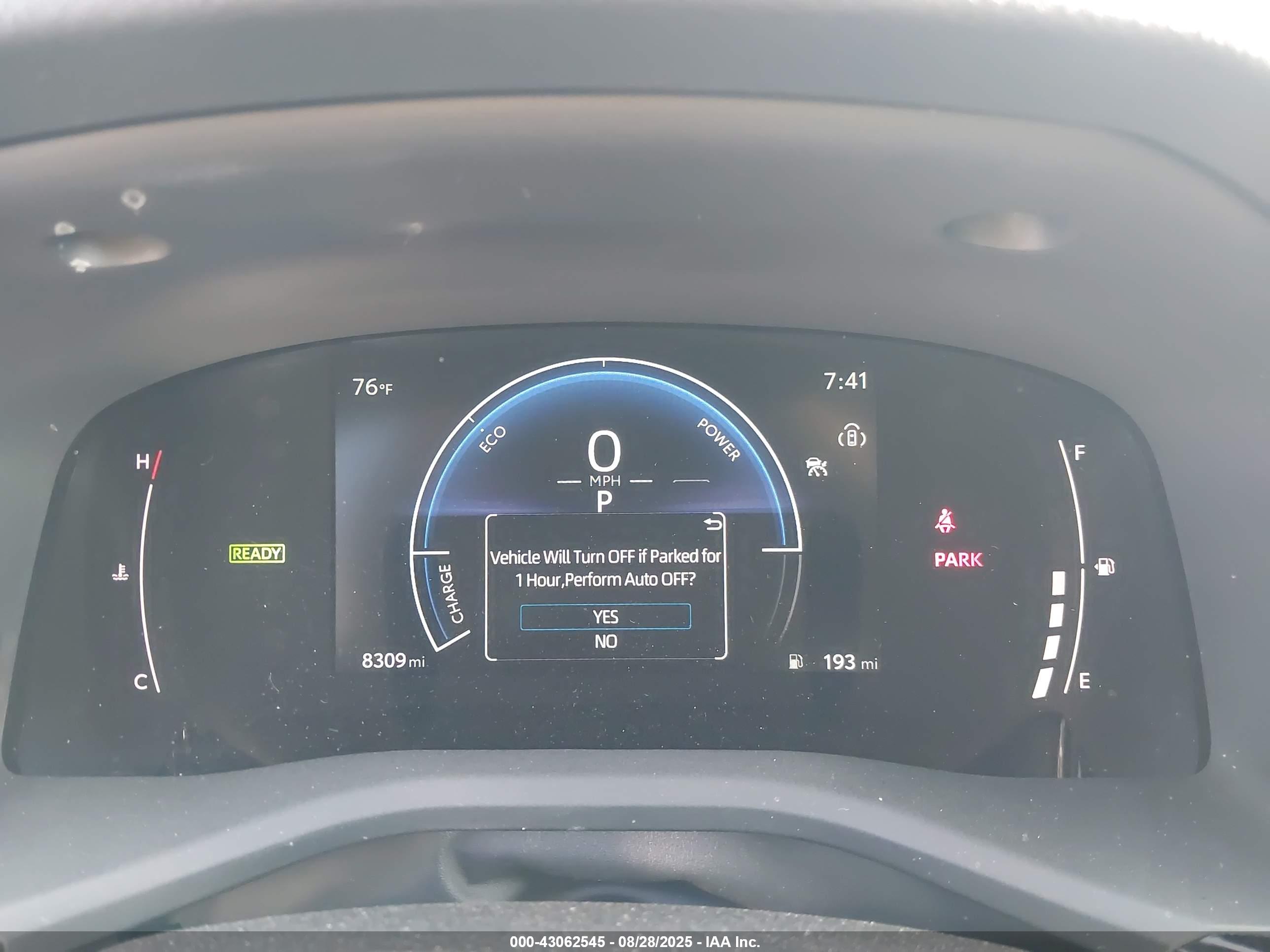 TOYOTA CAMRY image 7