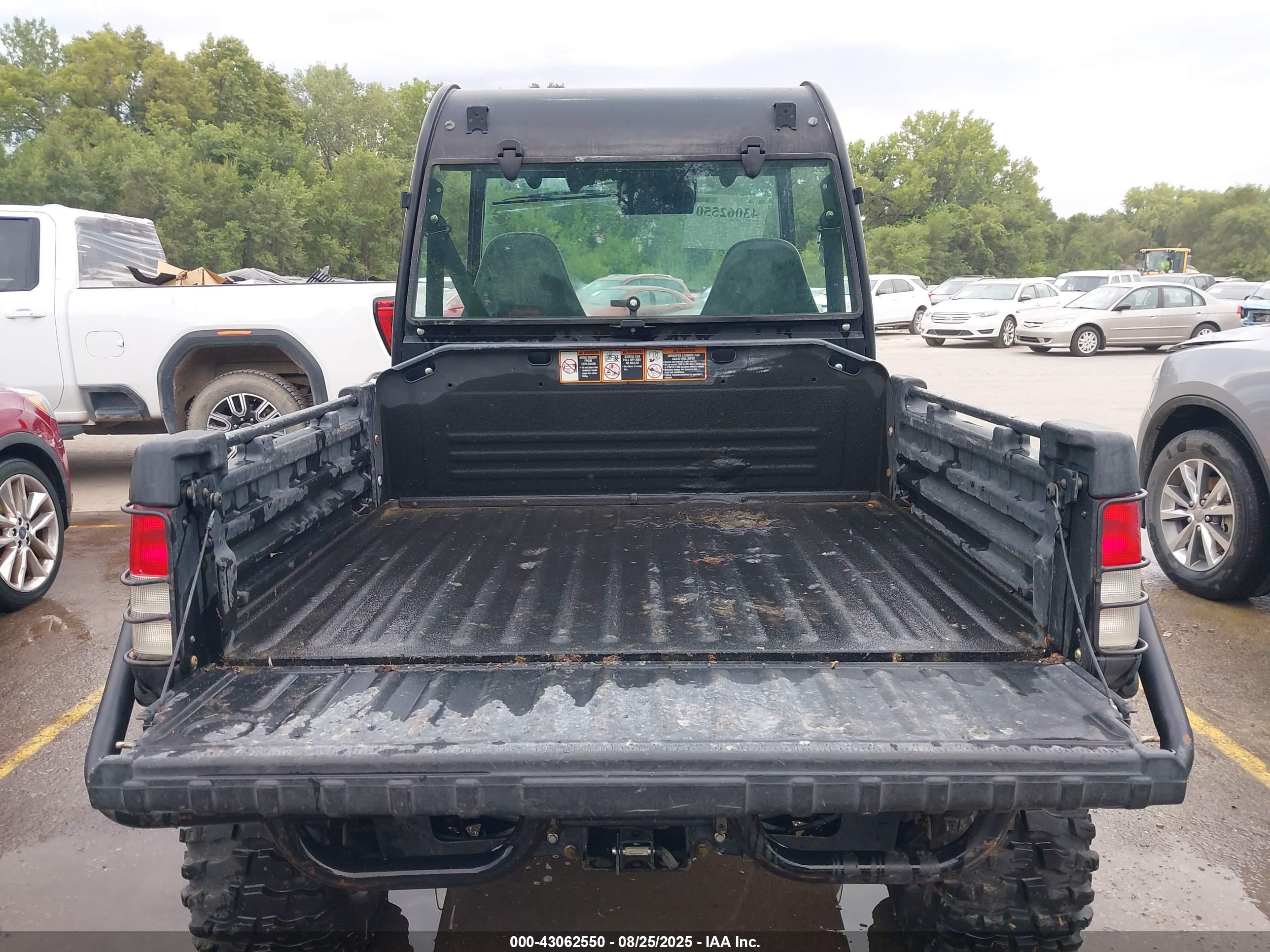JOHN DEER image 8