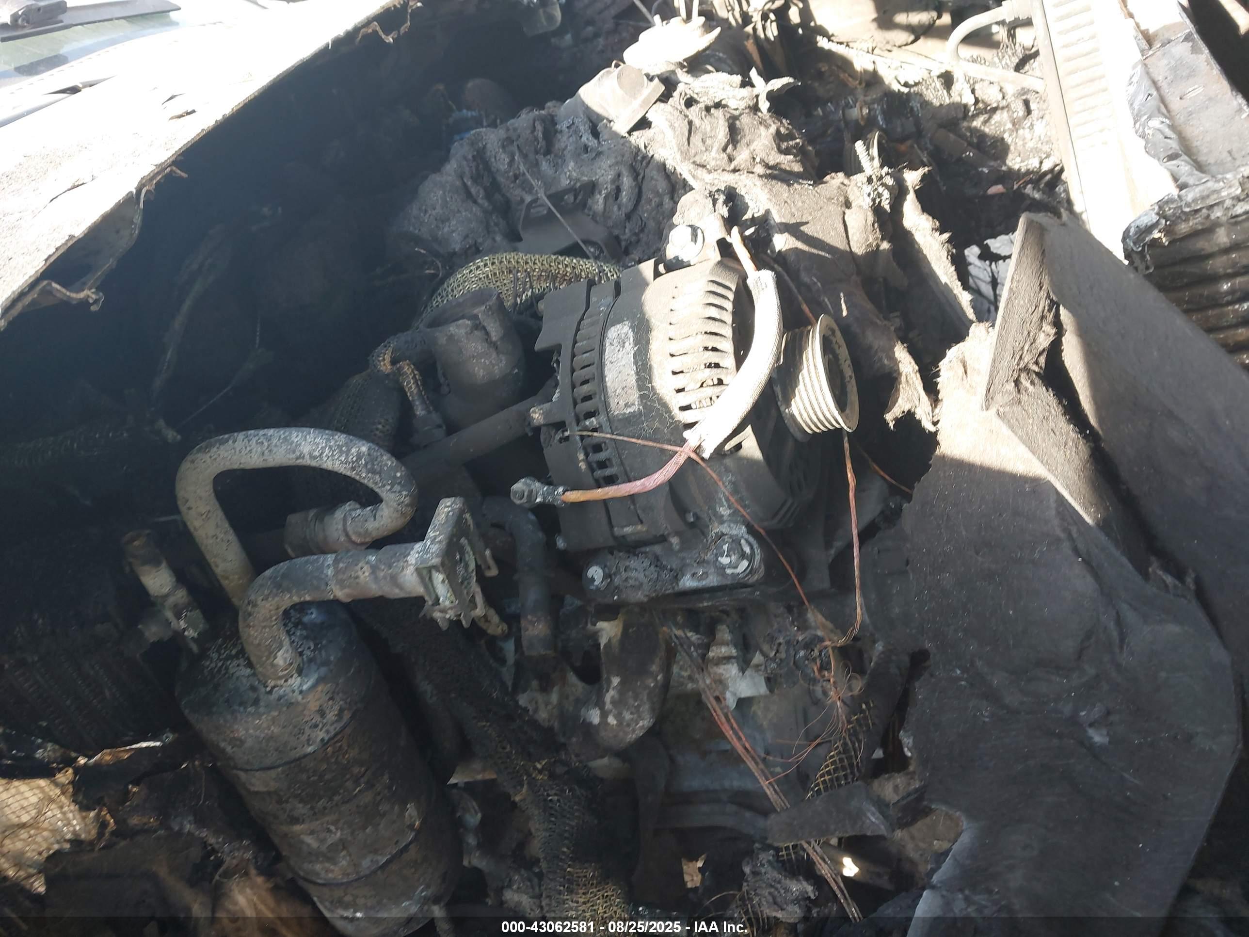 FORD EXPLORER image 10