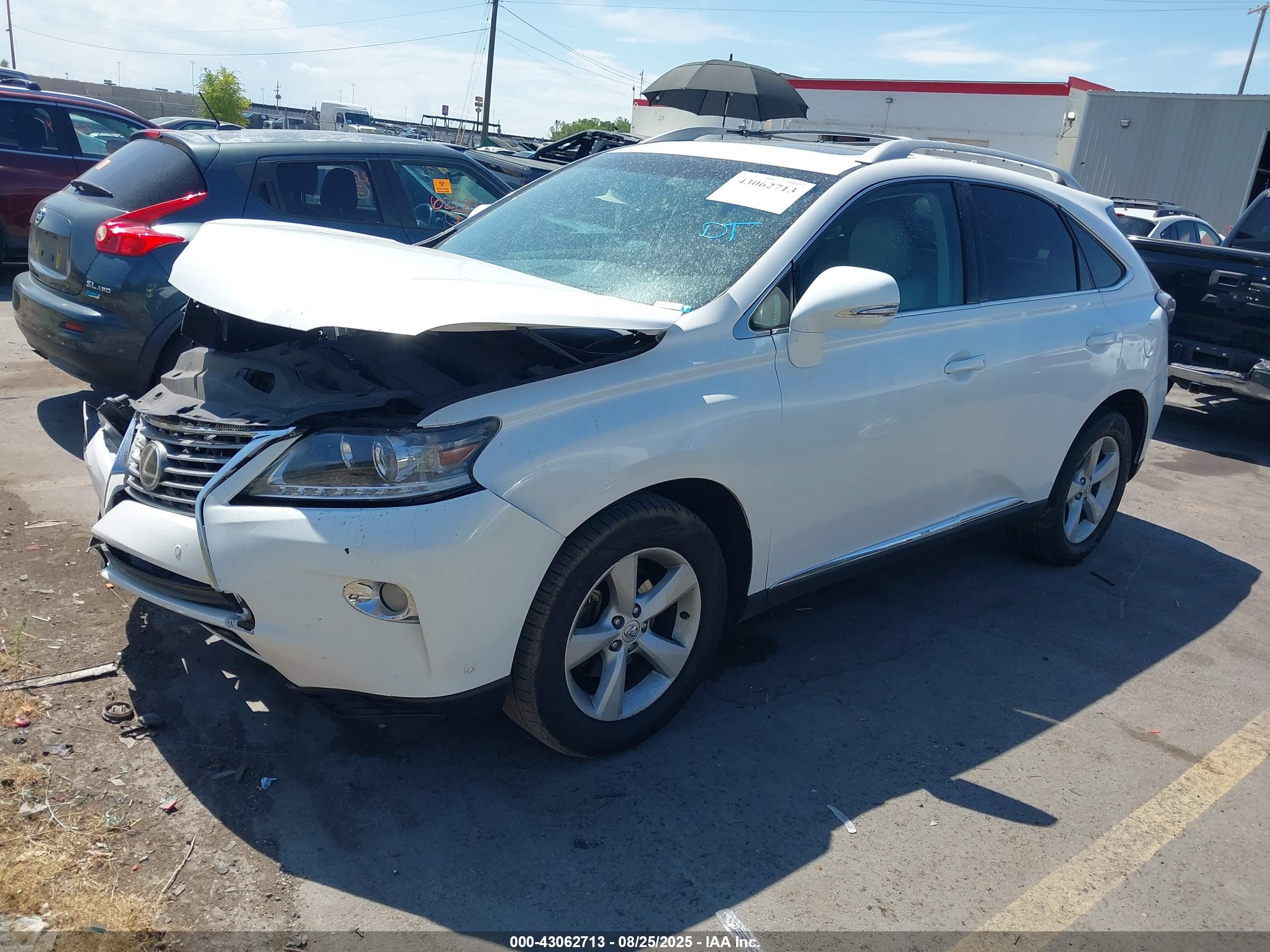 LEXUS RX image 2