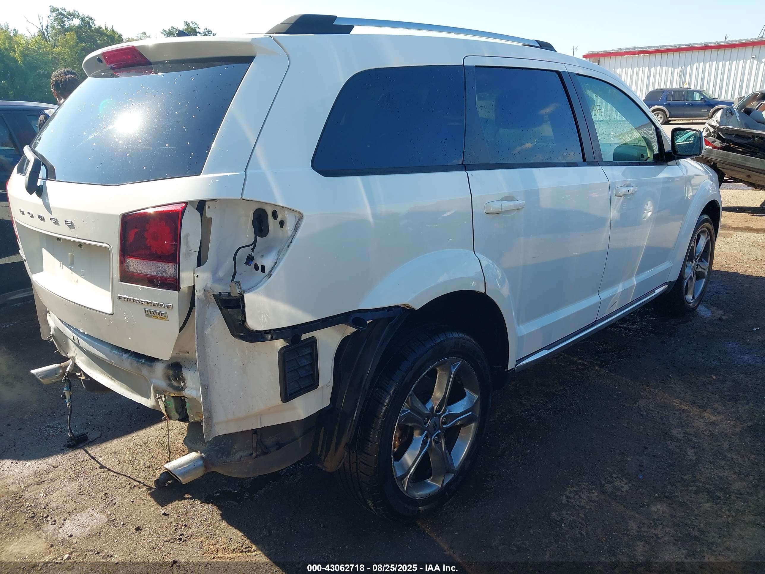 DODGE JOURNEY image 4