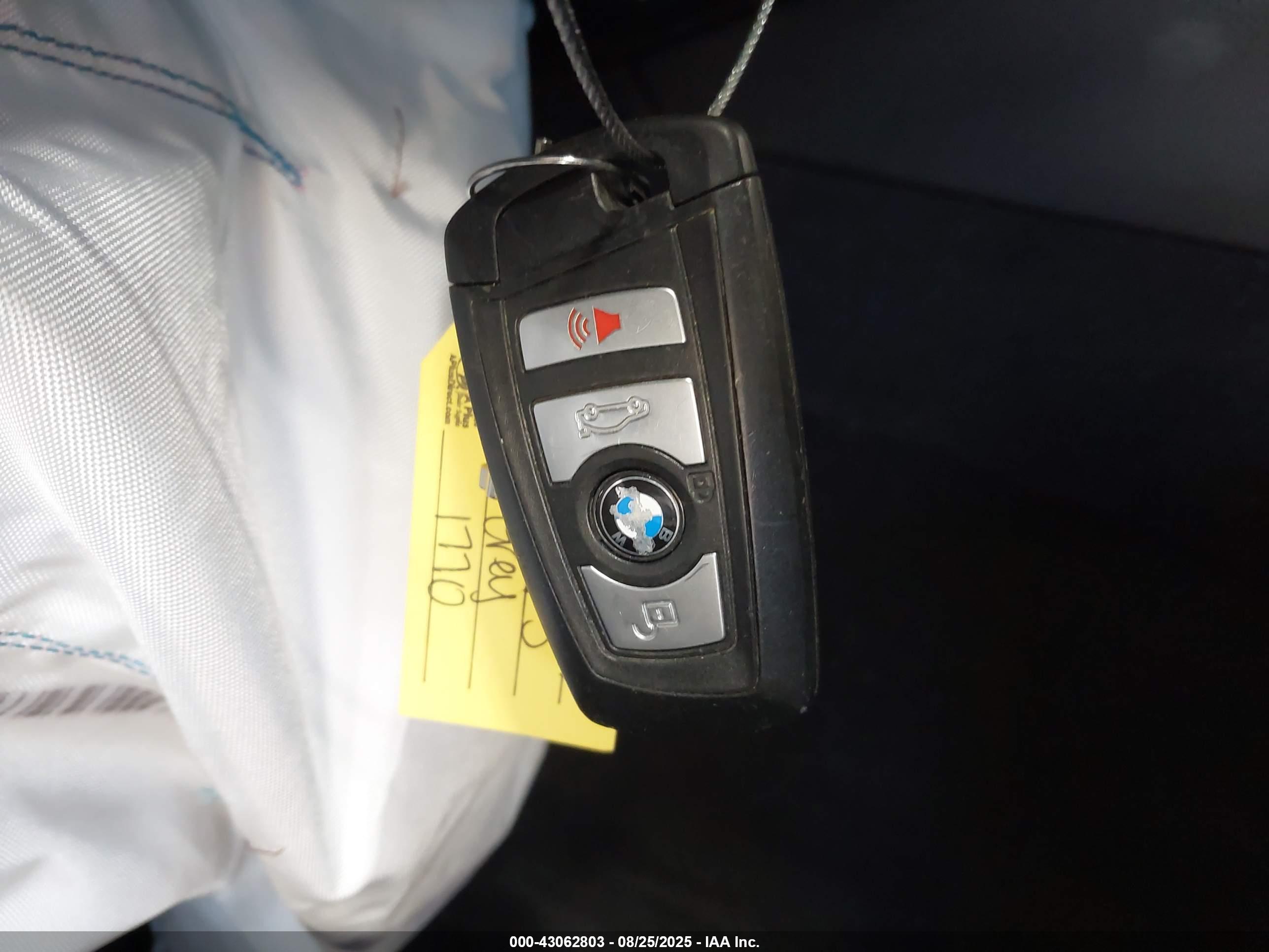 BMW 535I image 11