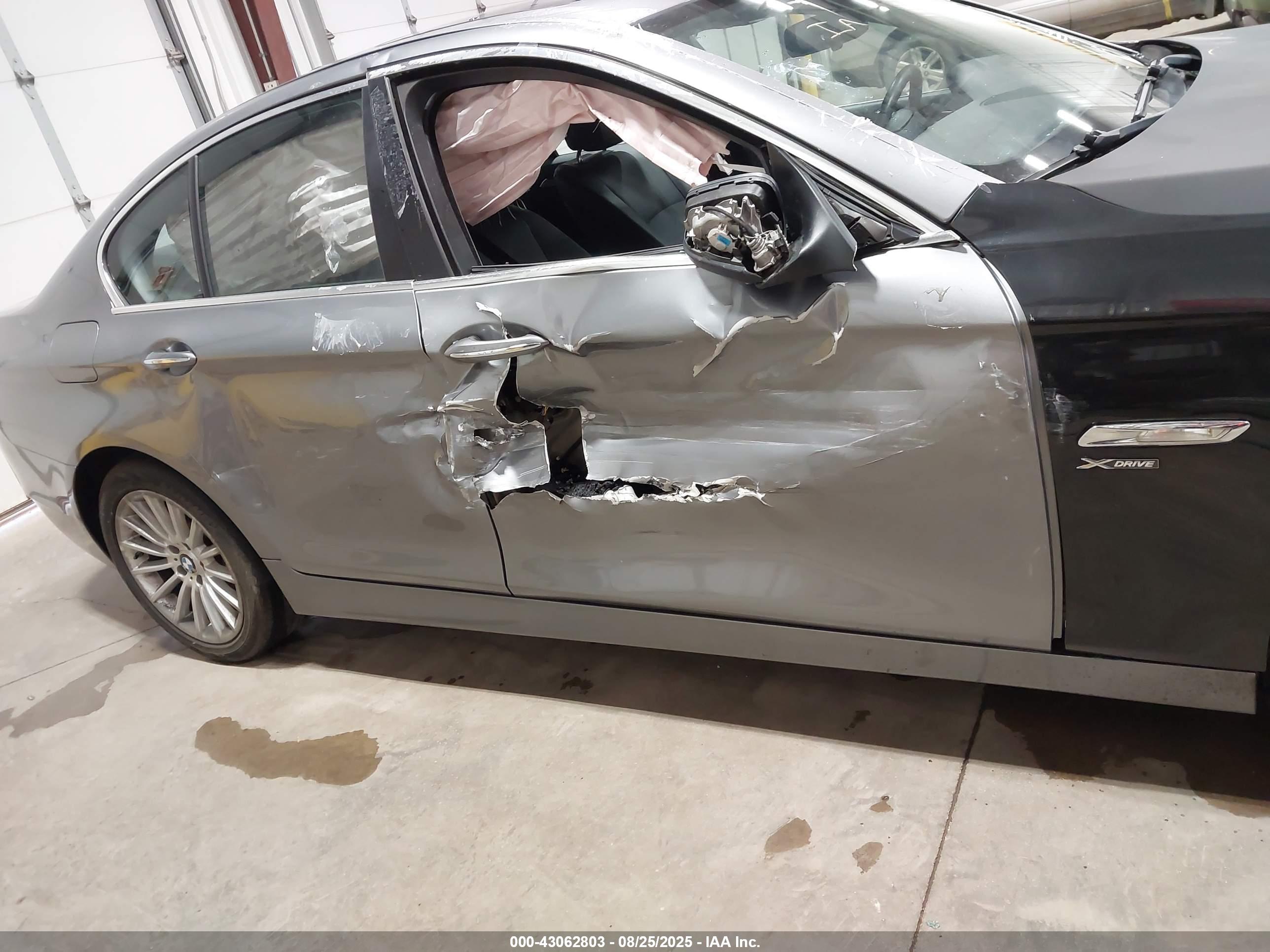 BMW 535I image 6