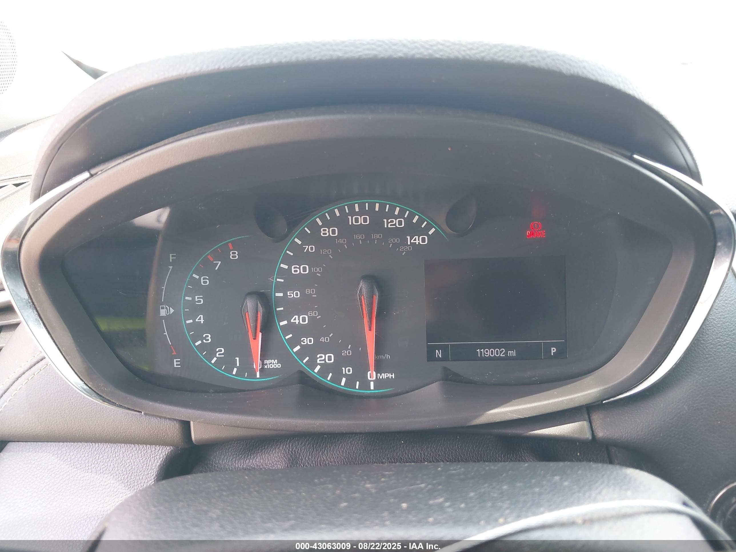 CHEVROLET TRAX image 7