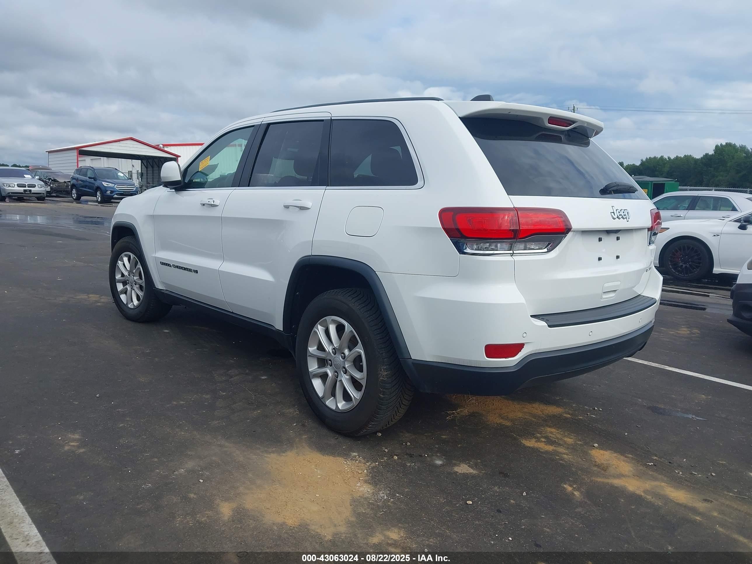 JEEP GRAND image 3