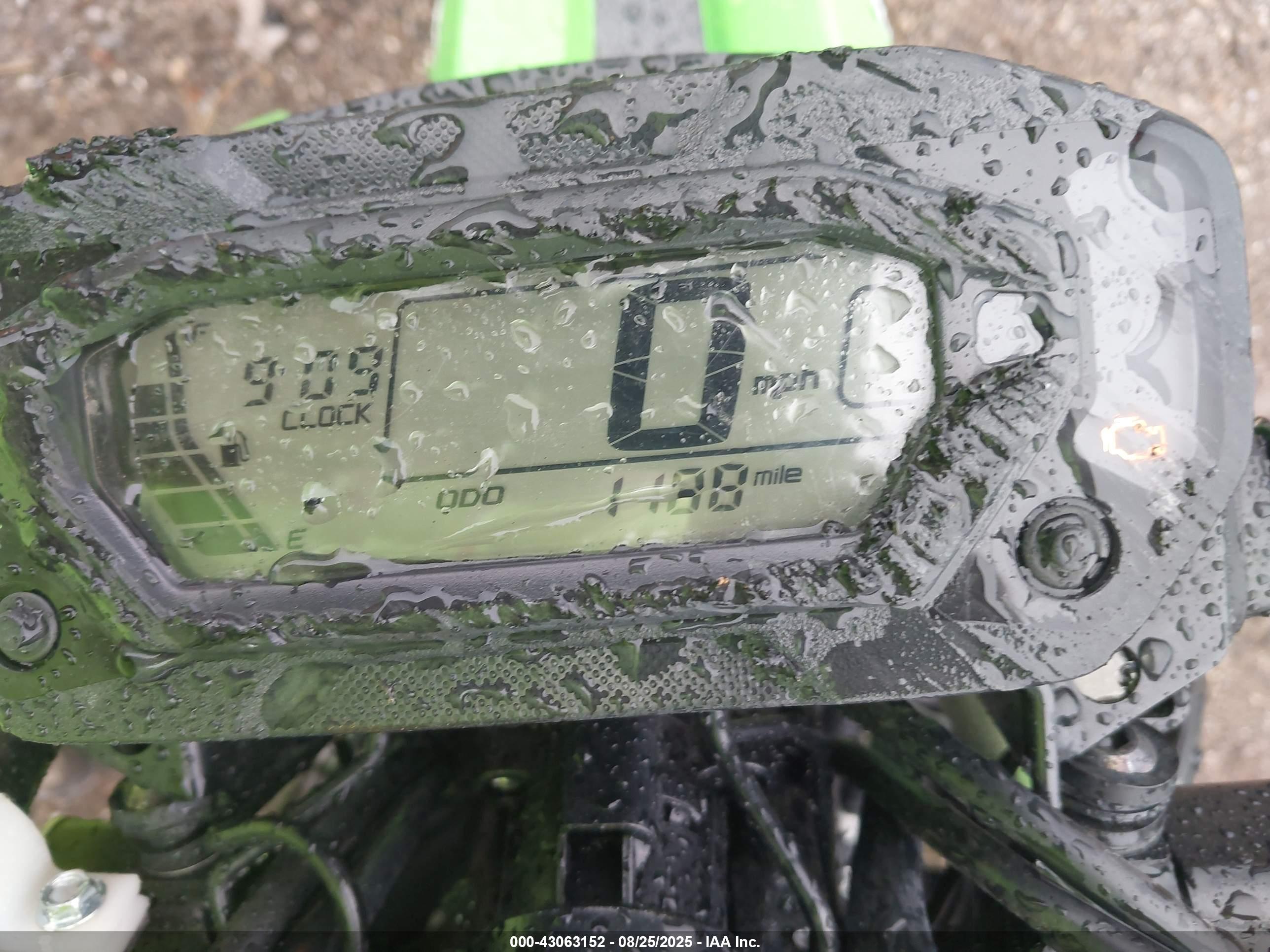 KAWASAKI KLX230 image 7