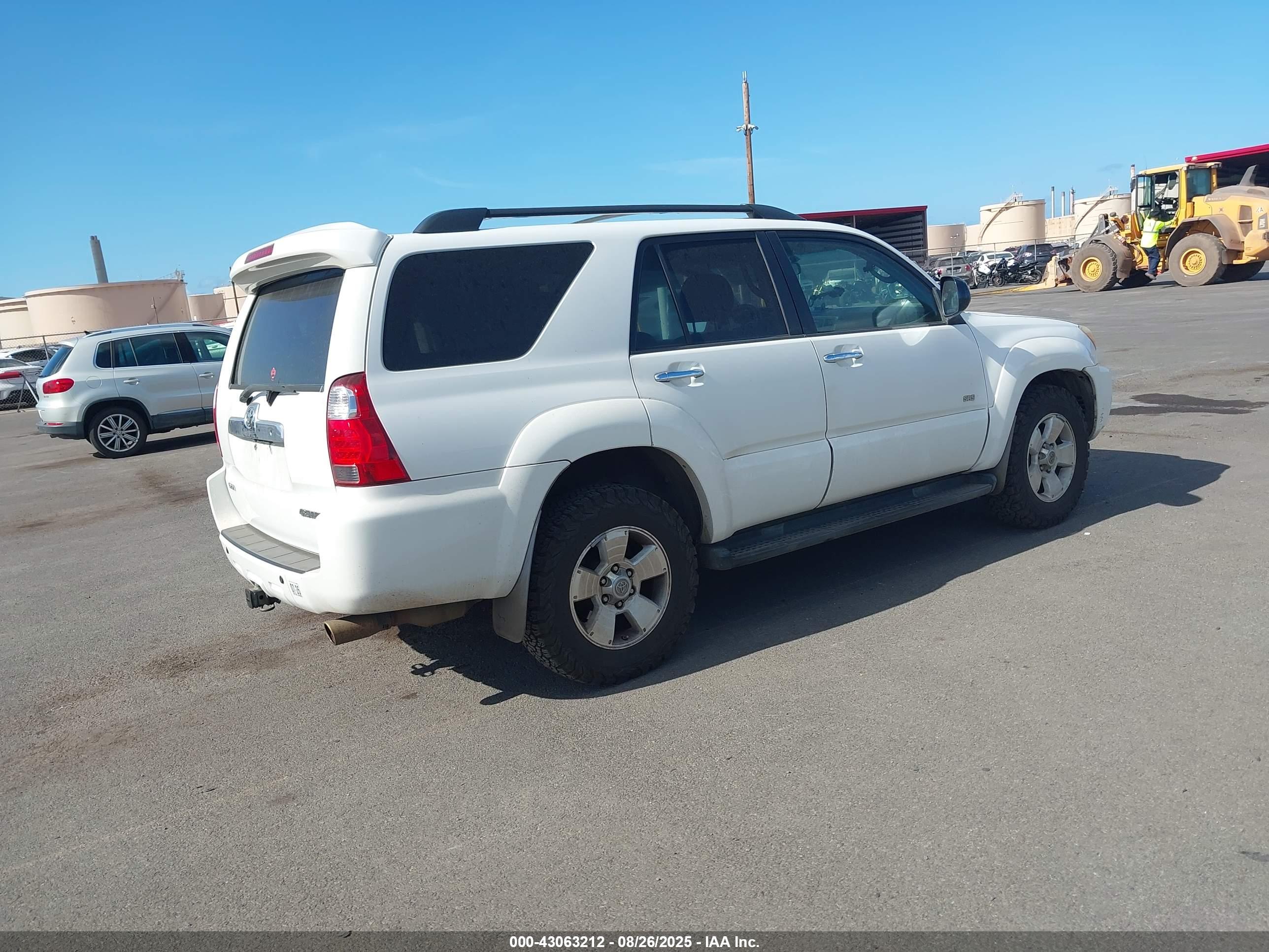 TOYOTA 4RUNNER image 4
