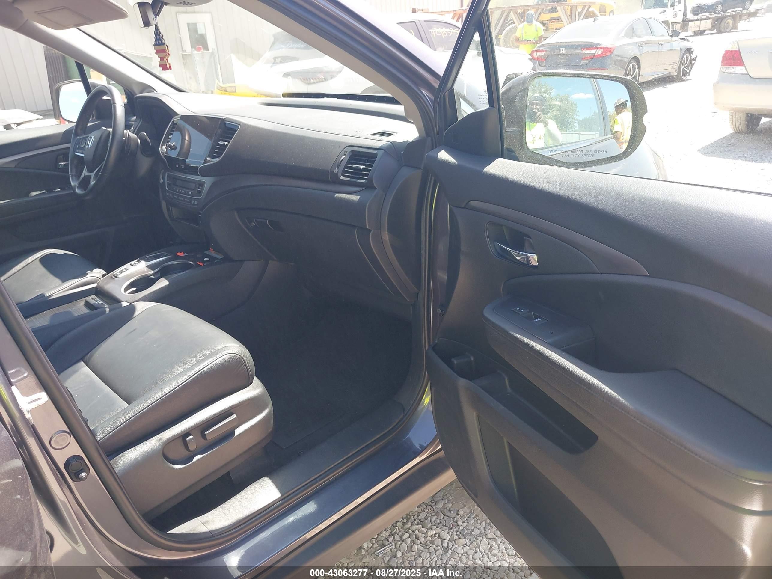 HONDA PILOT image 5