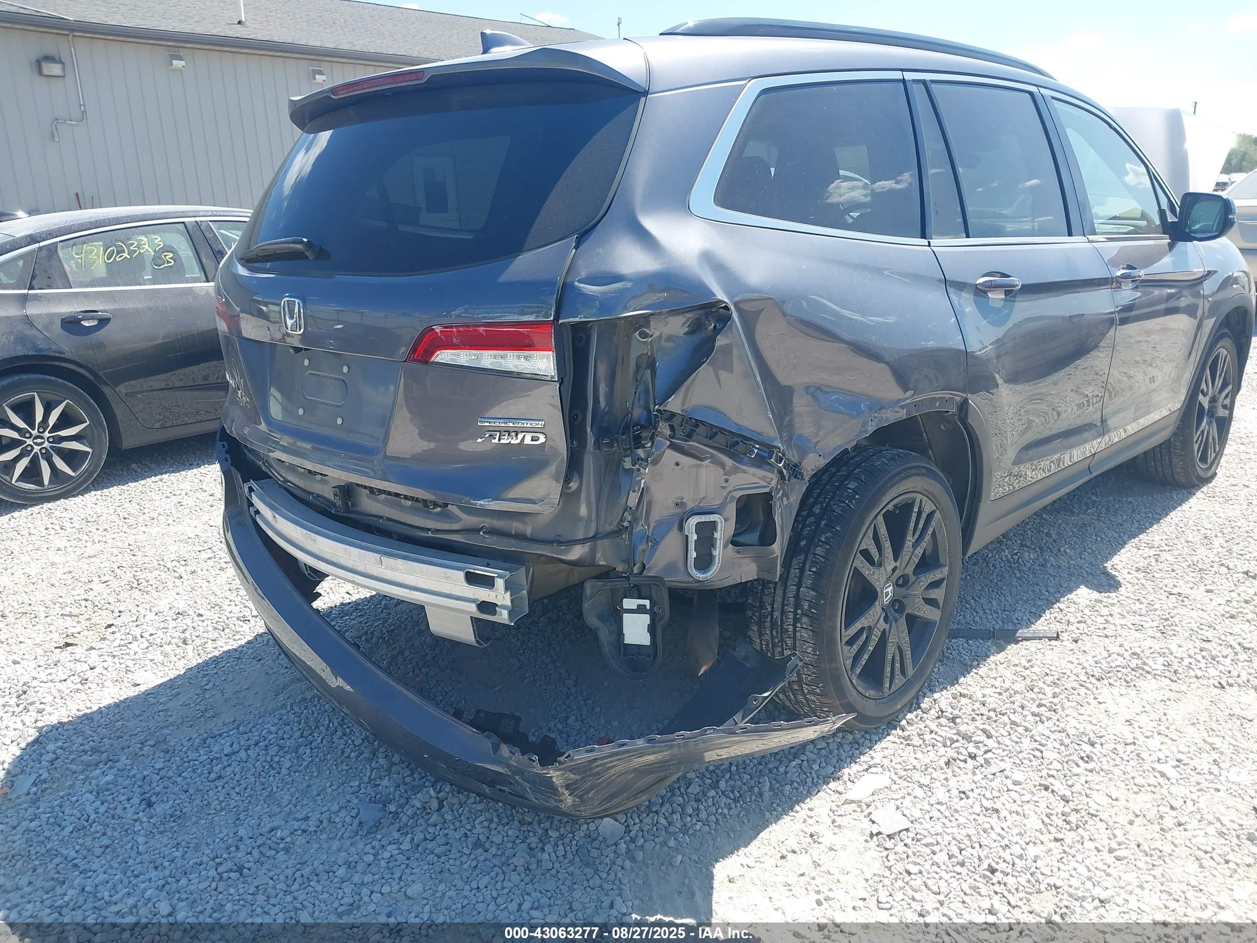 HONDA PILOT image 6