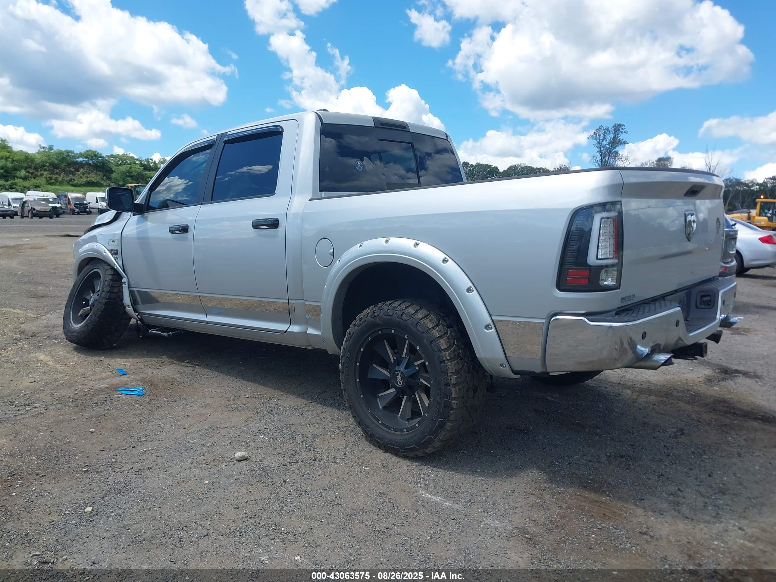 RAM 1500 image 3