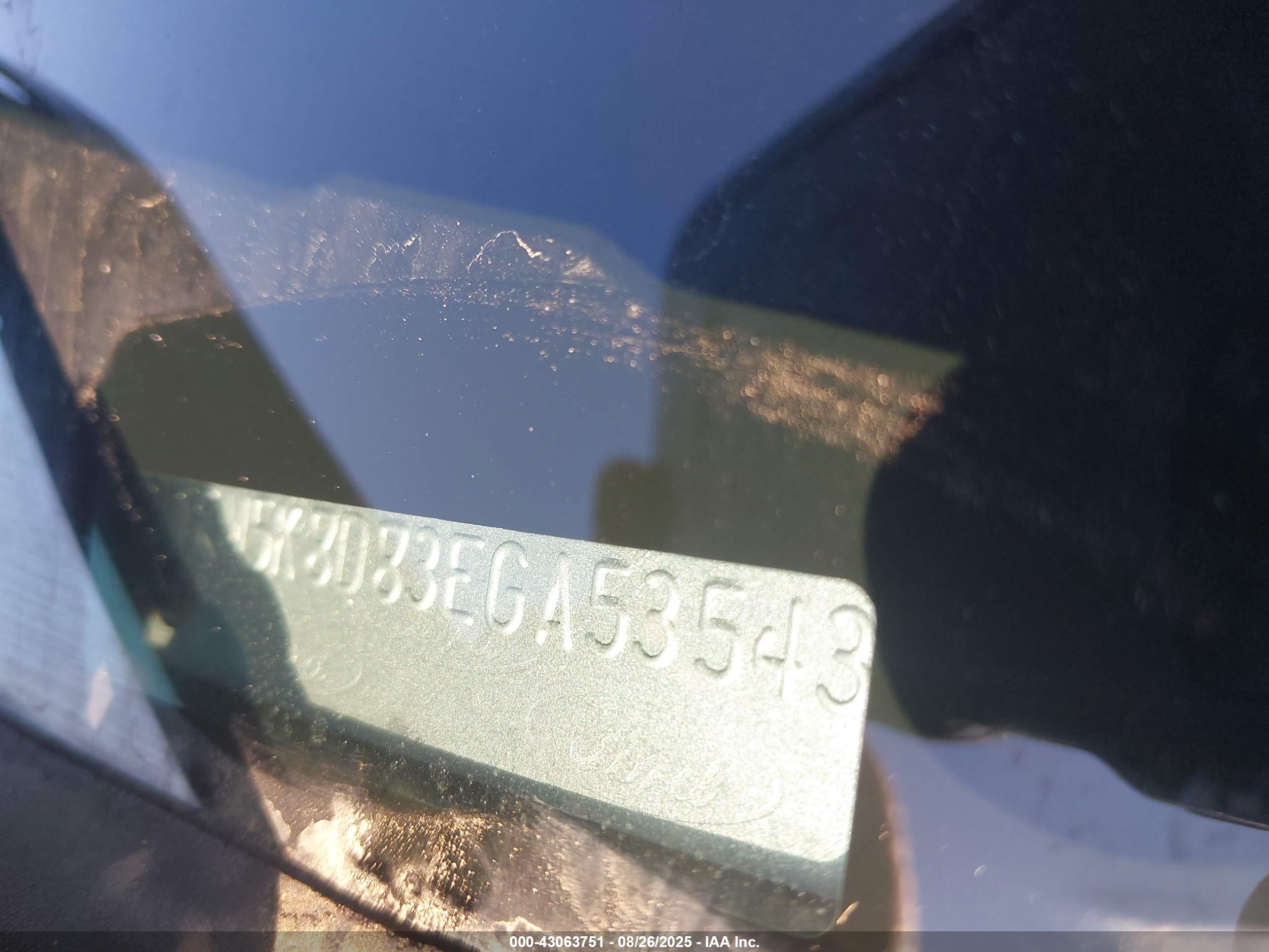 FORD EXPLORER image 9