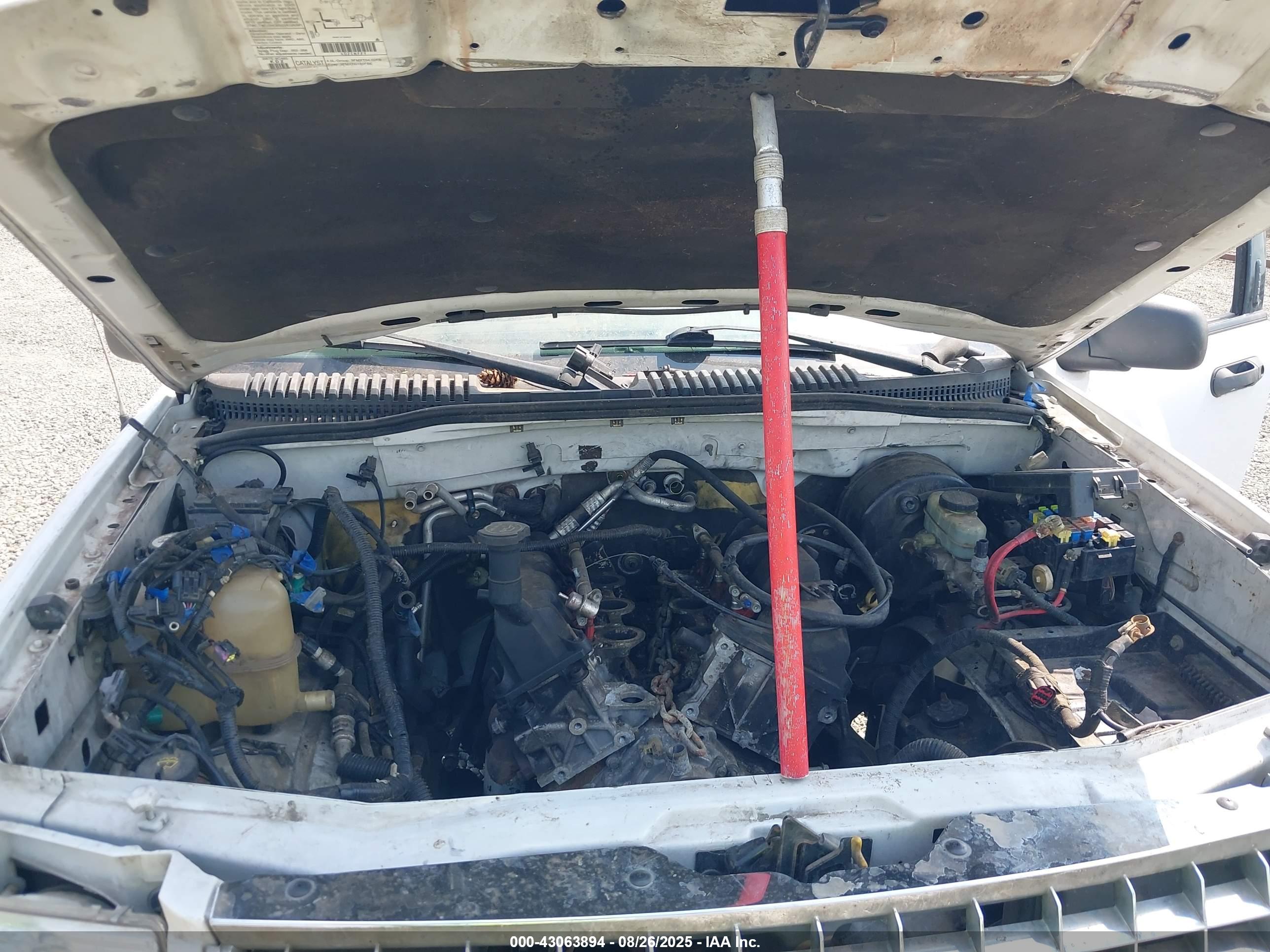 FORD EXPLORER image 10