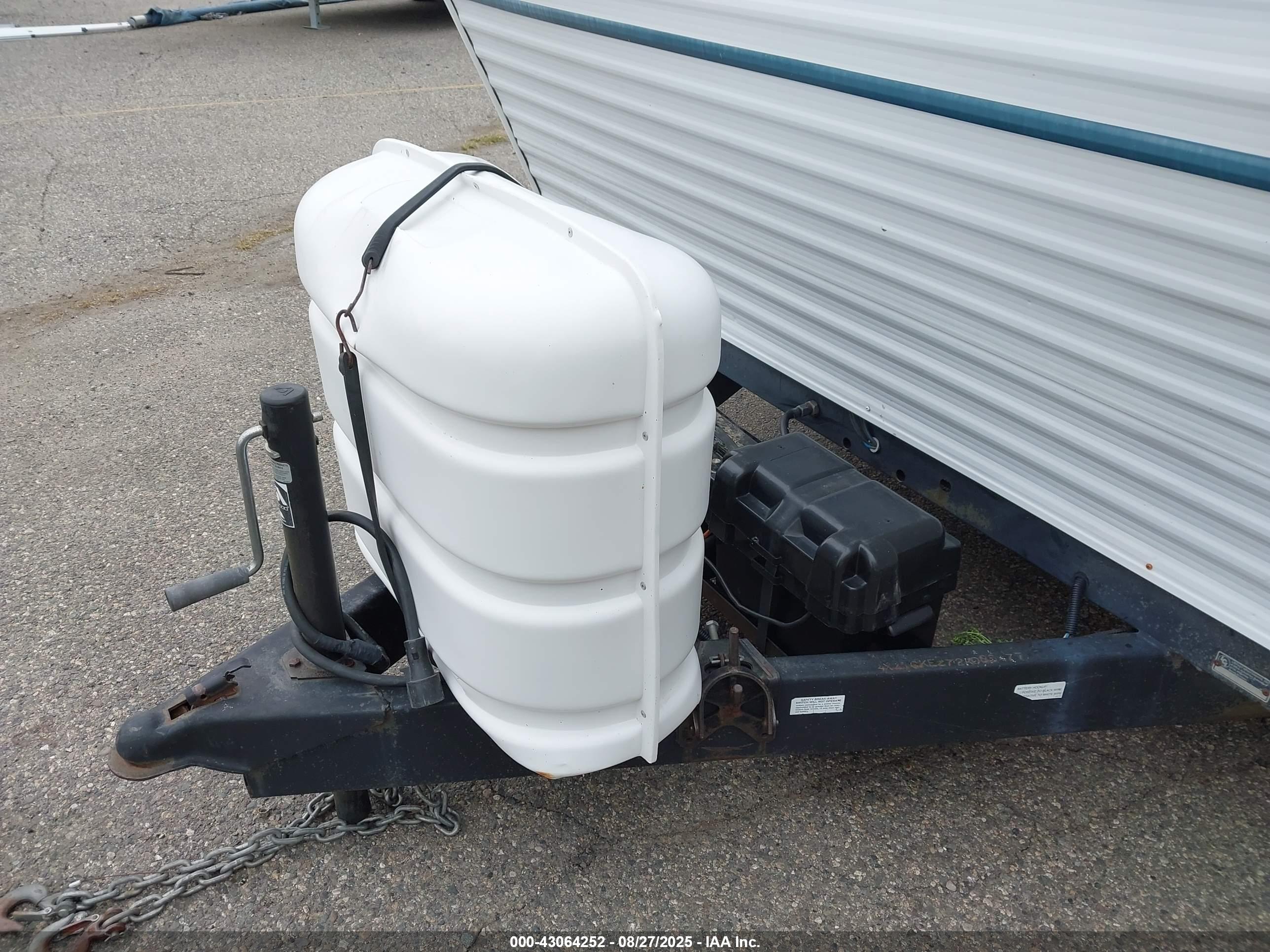 FOUR WINDS image 10